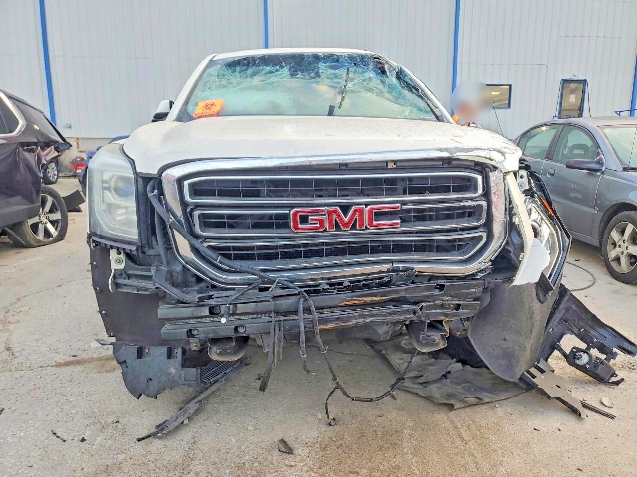 2015 Gmc Yukon Slt White vin: 1GKS1BKC0FR562255