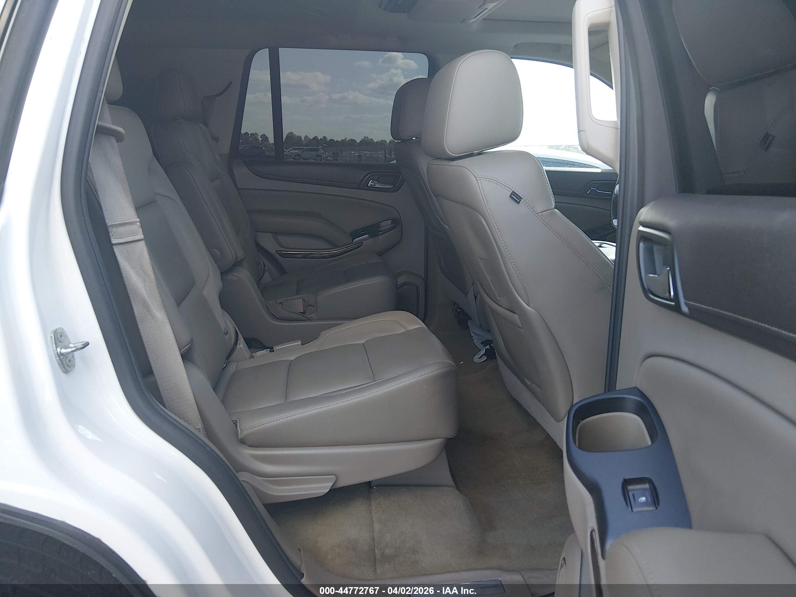 2016 Gmc Yukon Slt Белый vin: 1GKS1BKC1GR432938