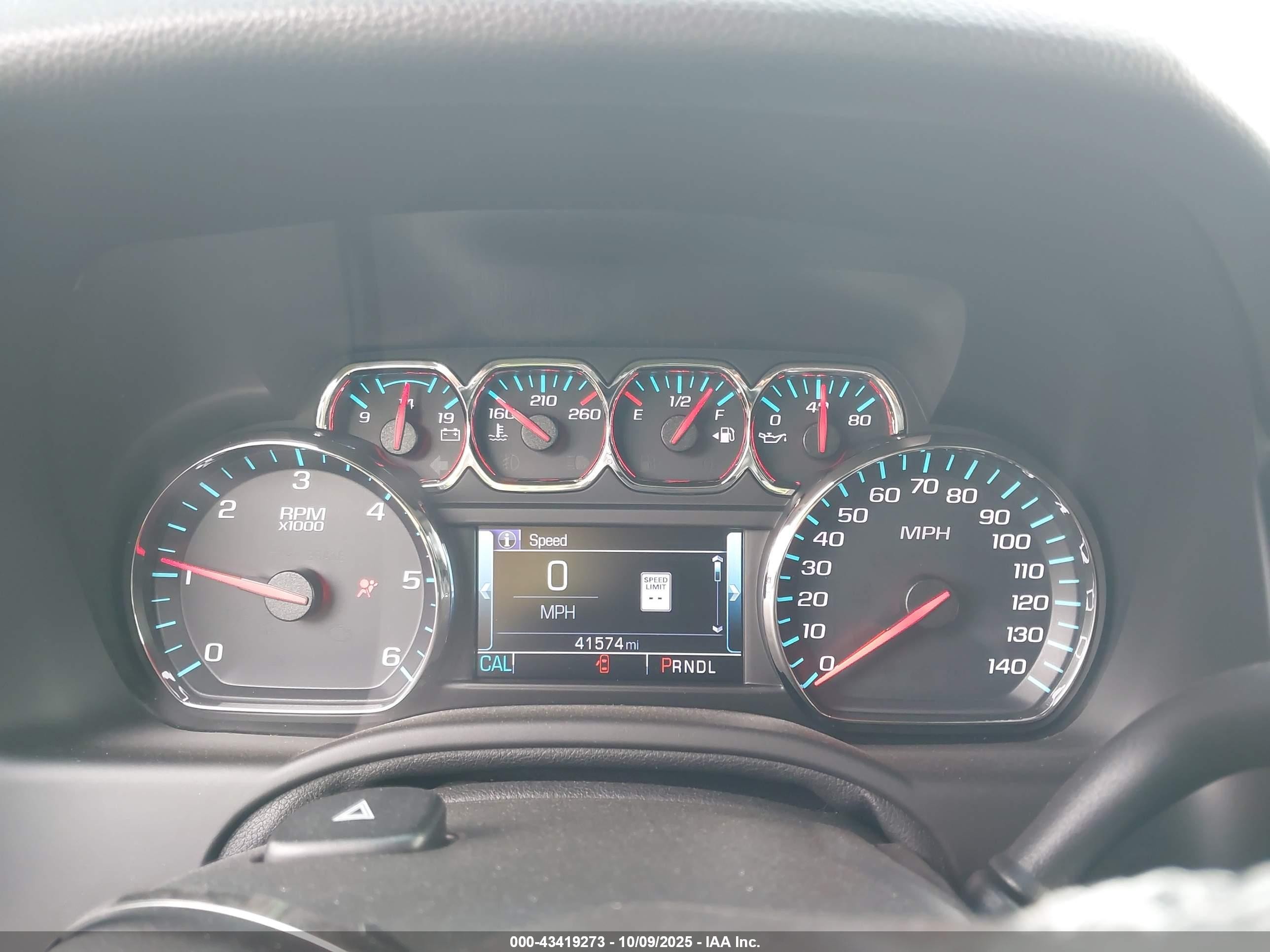 2018 Gmc Yukon Slt Серебряный vin: 1GKS1BKC1JR369458