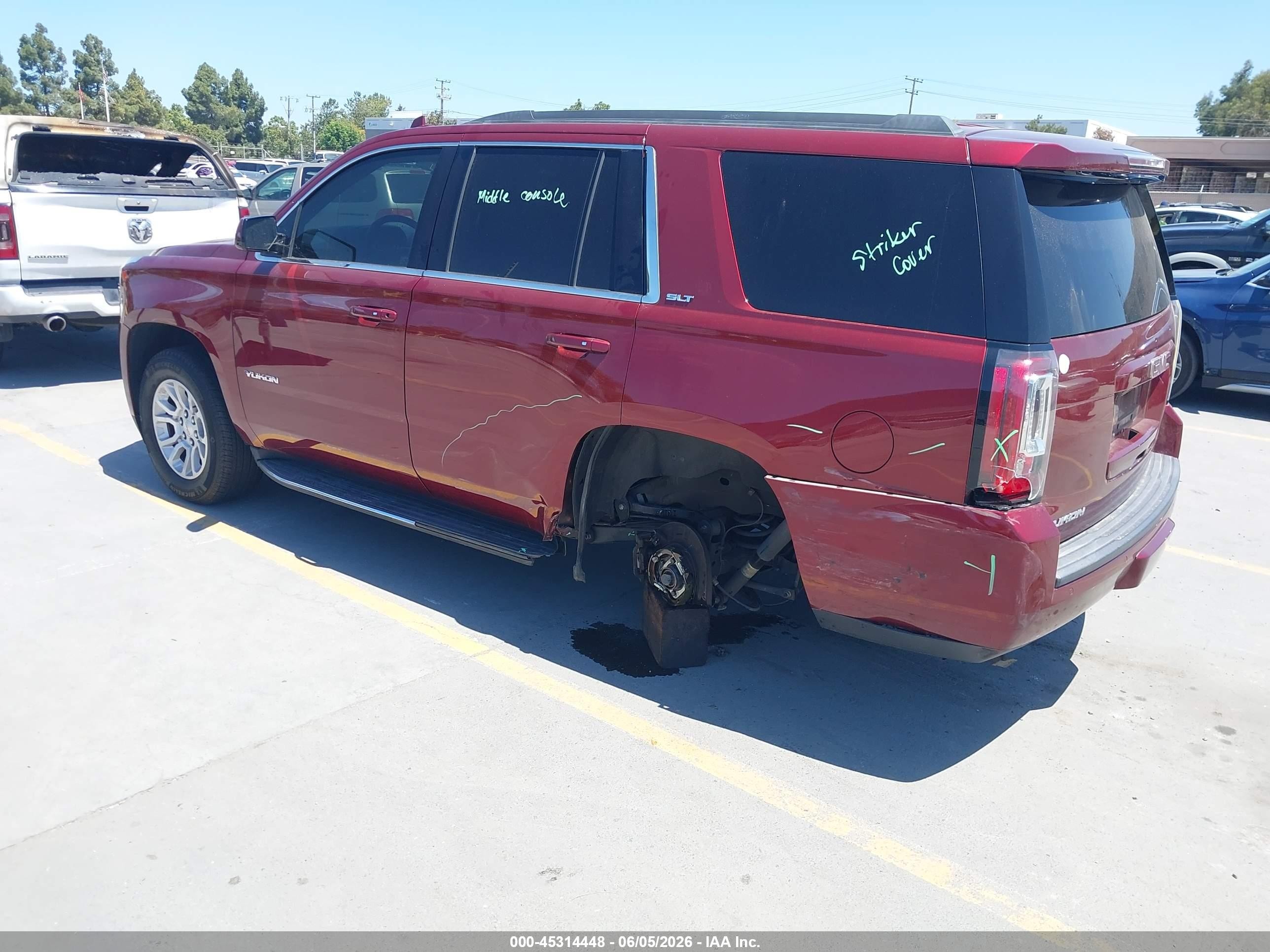 2018 Gmc Yukon Slt Red vin: 1GKS1BKC1JR400739