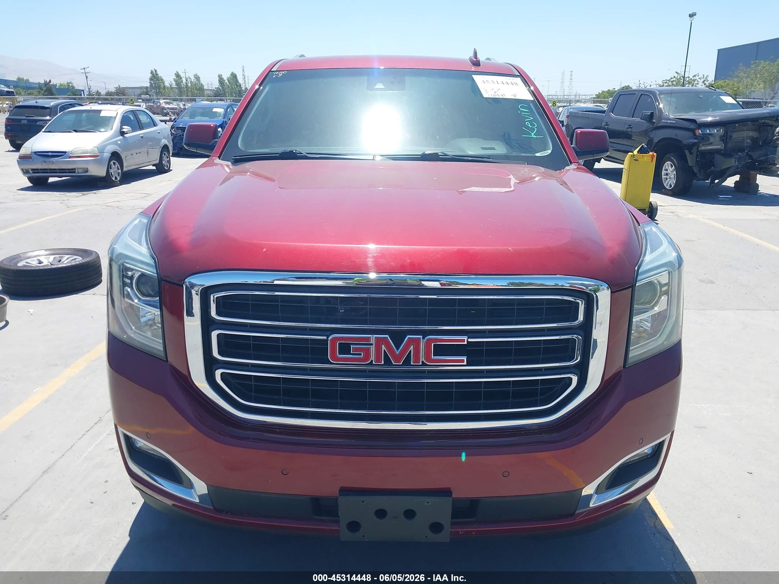 2018 Gmc Yukon Slt Red vin: 1GKS1BKC1JR400739