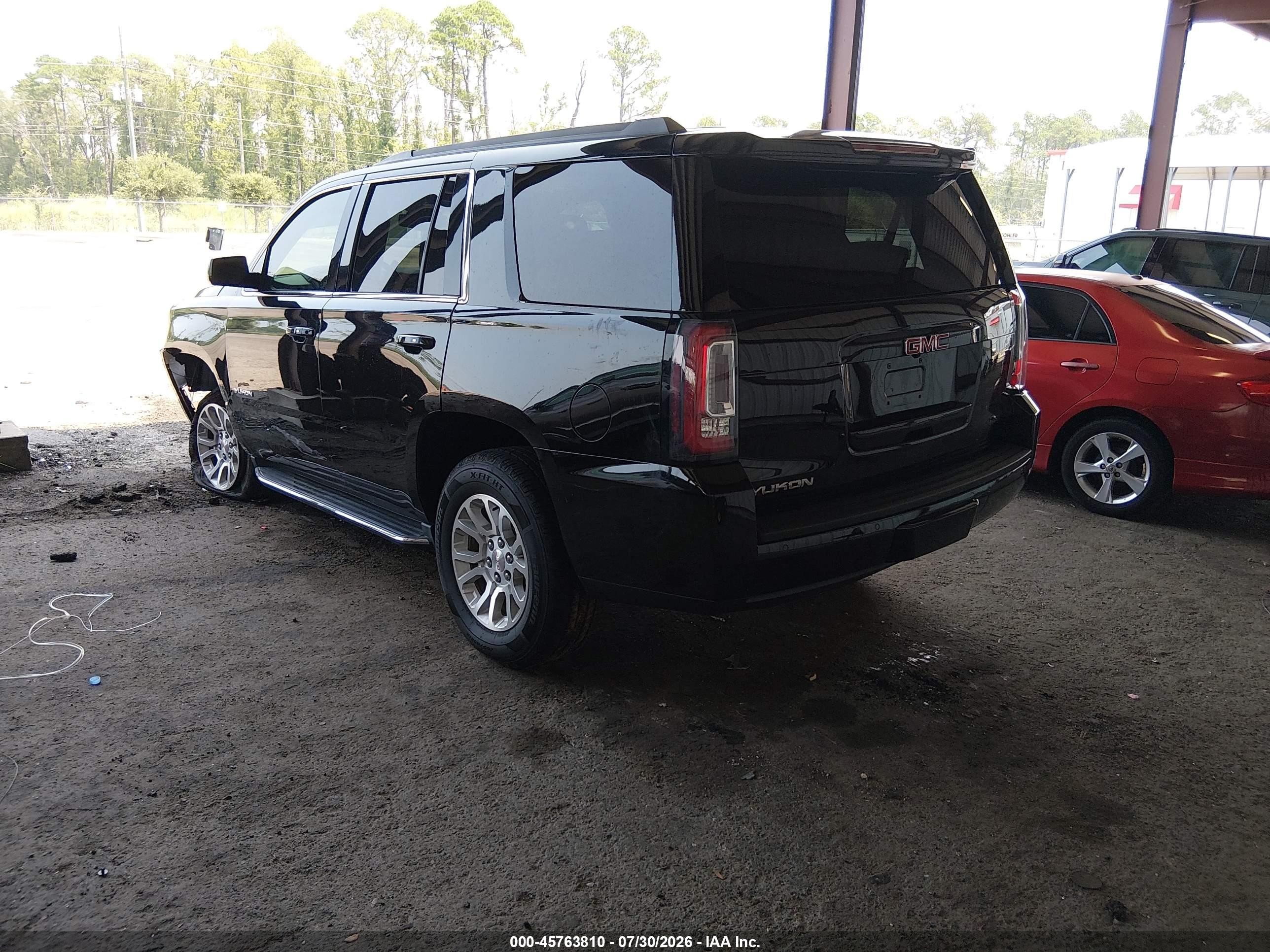 2017 Gmc Yukon Slt Черный vin: 1GKS1BKC2HR211270