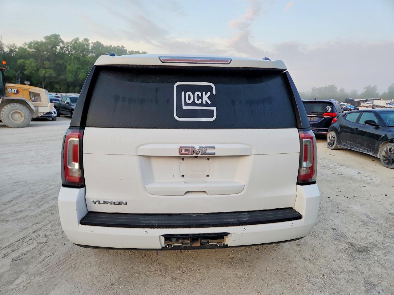 2015 Gmc Yukon Slt Белый vin: 1GKS1BKC3FR278294