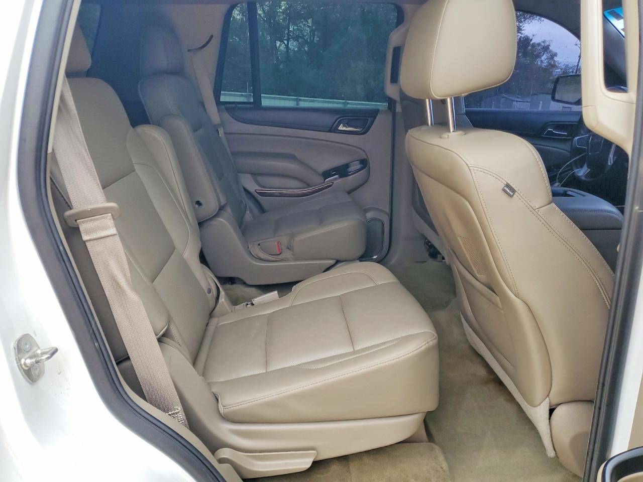 2015 Gmc Yukon Slt Белый vin: 1GKS1BKC3FR278294