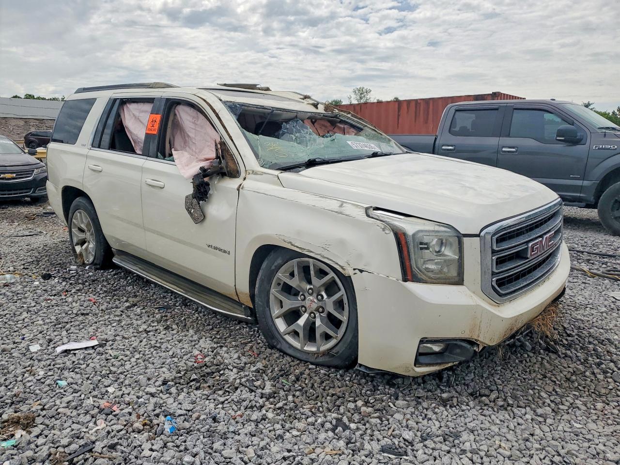 2015 Gmc Yukon Slt White vin: 1GKS1BKC8FR183827