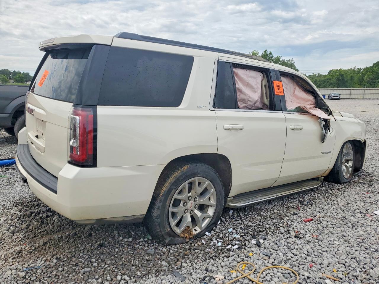 2015 Gmc Yukon Slt White vin: 1GKS1BKC8FR183827