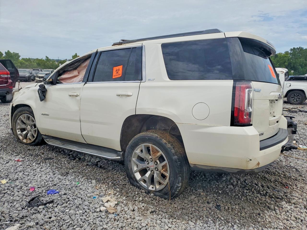 2015 Gmc Yukon Slt White vin: 1GKS1BKC8FR183827