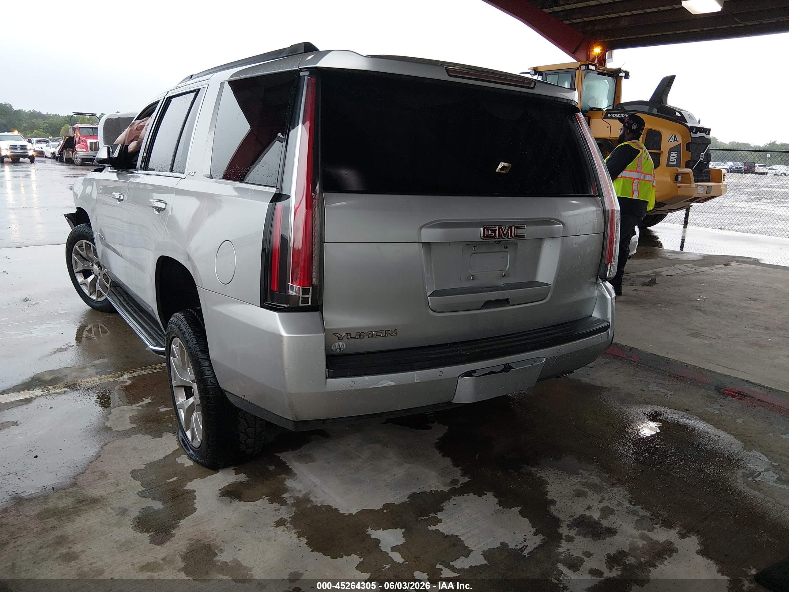 2015 Gmc Yukon Slt Silver vin: 1GKS1BKC9FR129274