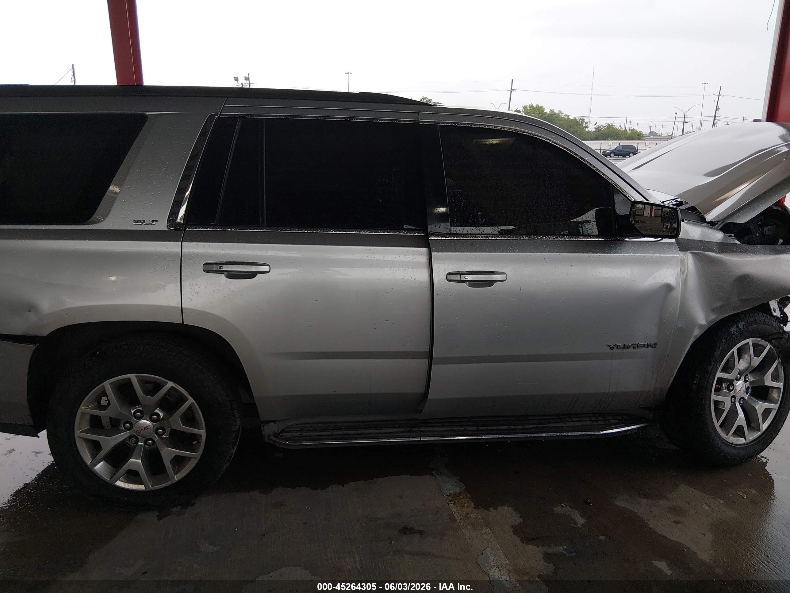 2015 Gmc Yukon Slt Silver vin: 1GKS1BKC9FR129274