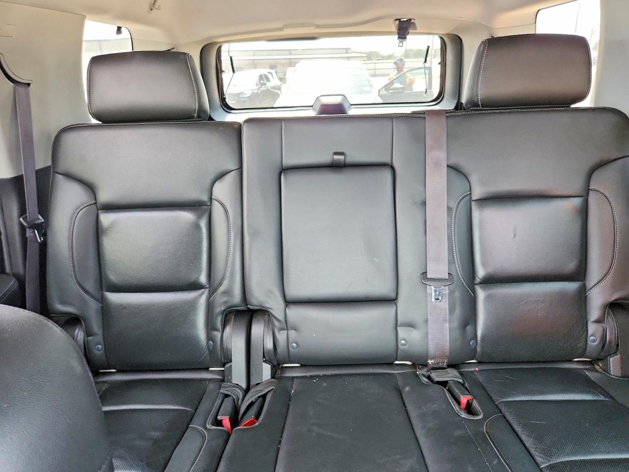 2015 Gmc Yukon Slt White vin: 1GKS1BKC9FR252072
