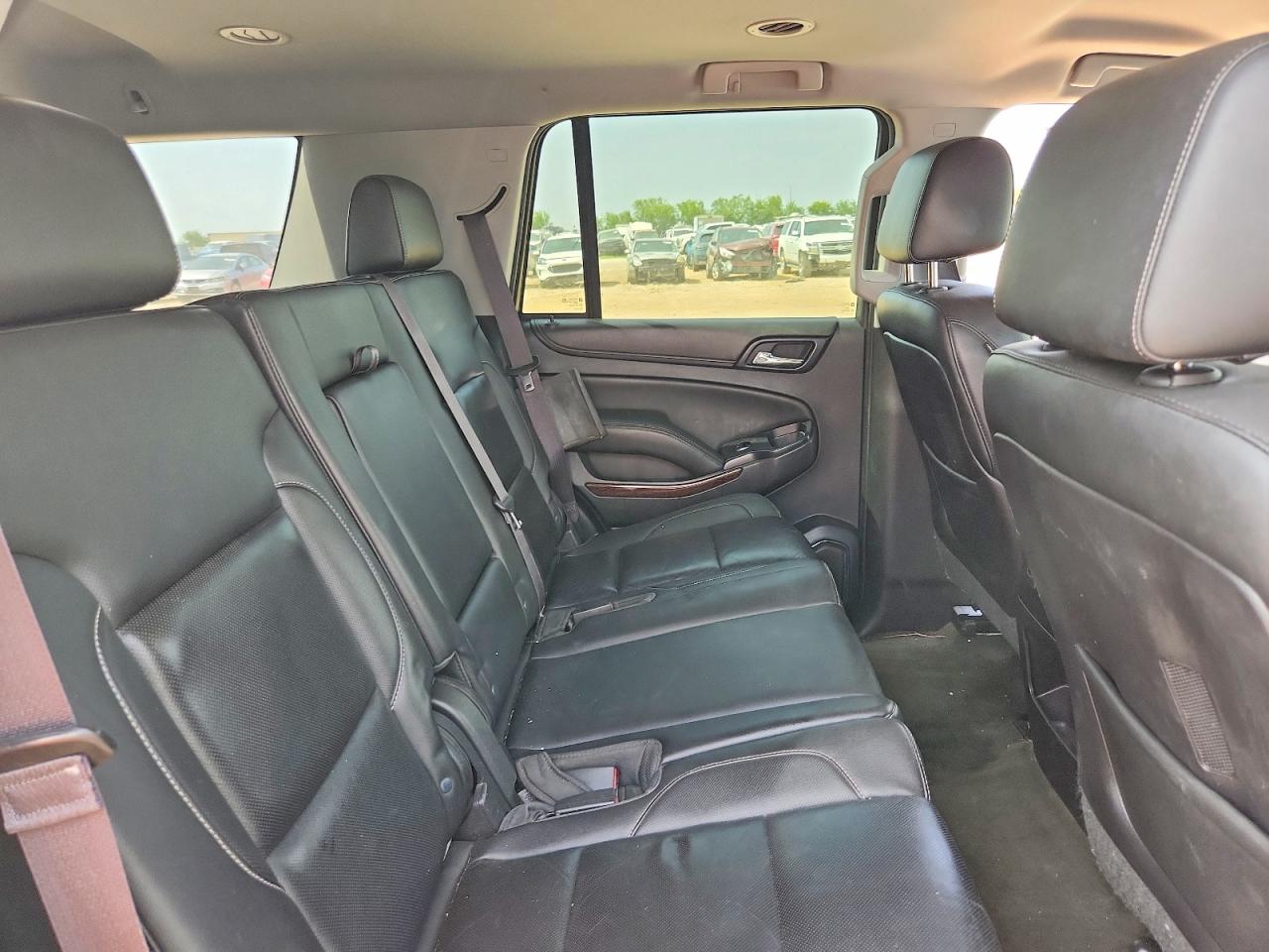 2015 Gmc Yukon Slt White vin: 1GKS1BKC9FR252072