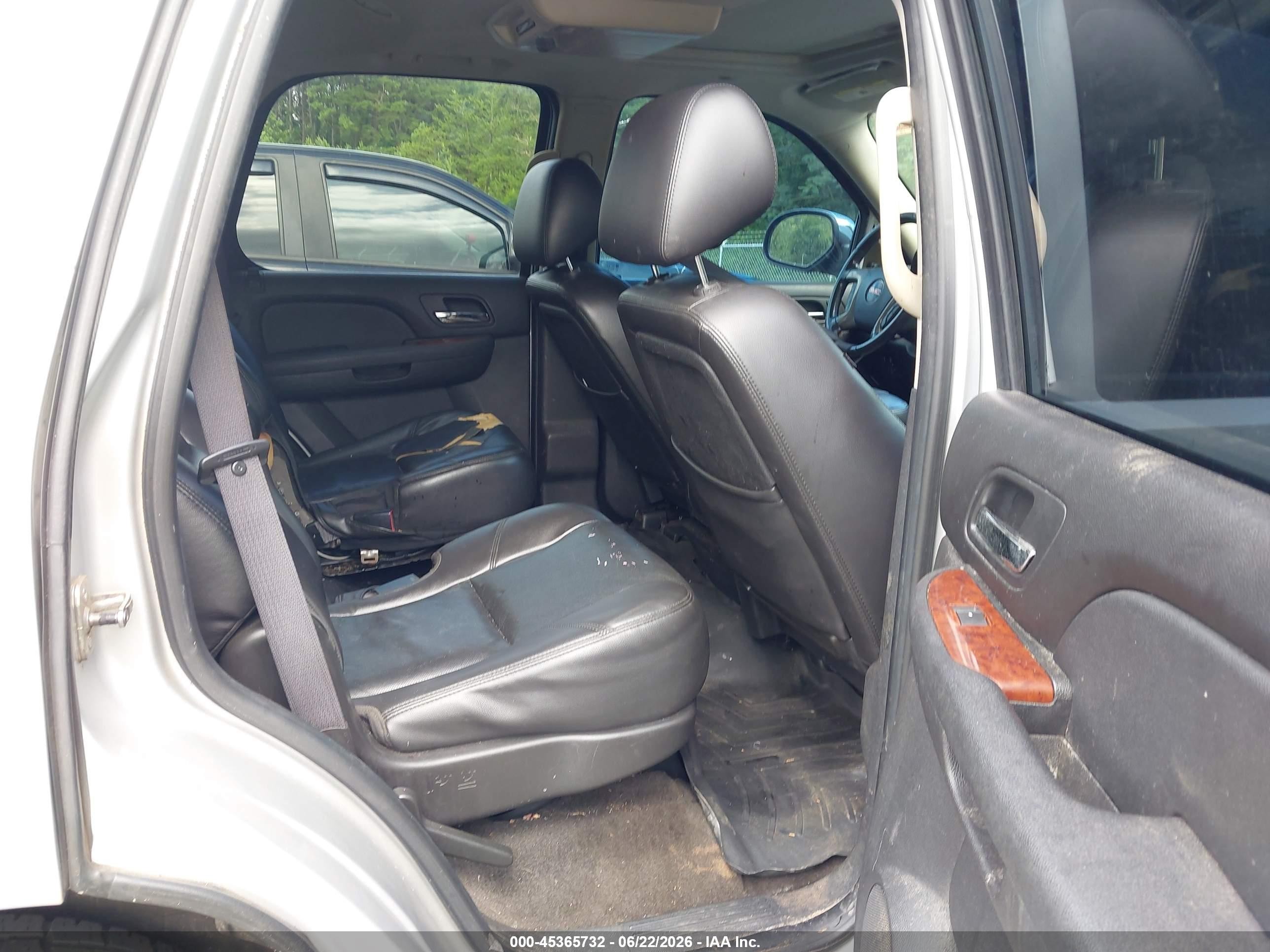 2011 Gmc Yukon Slt Silver vin: 1GKS1CE00BR314461