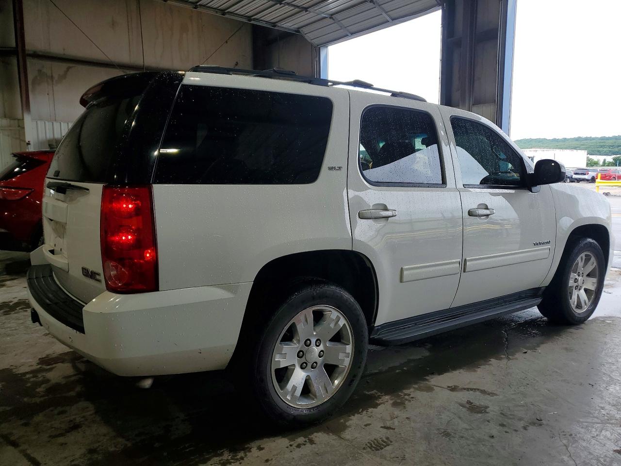 2013 Gmc Yukon Slt White vin: 1GKS1CE00DR249078