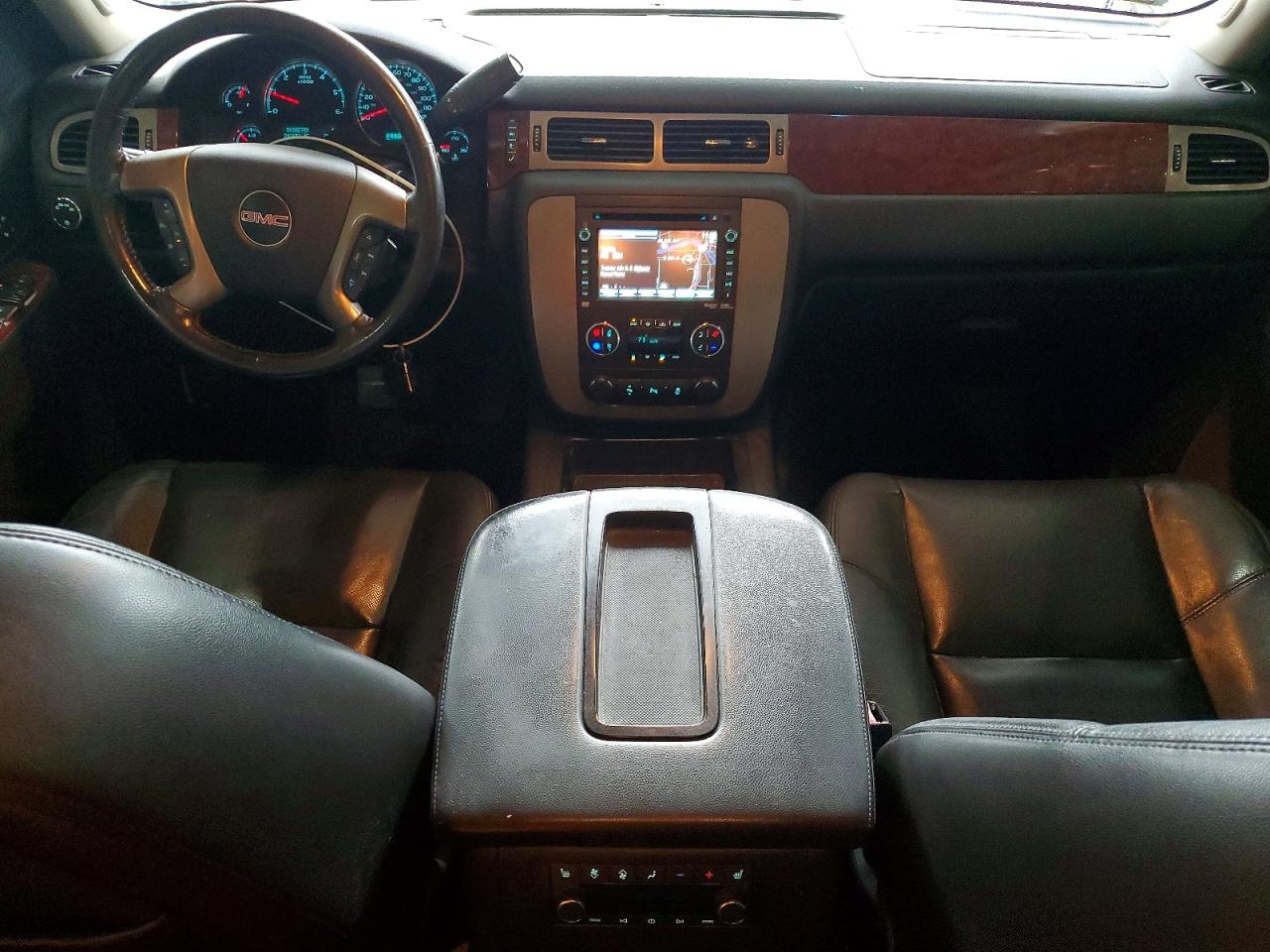 2013 Gmc Yukon Slt White vin: 1GKS1CE00DR249078