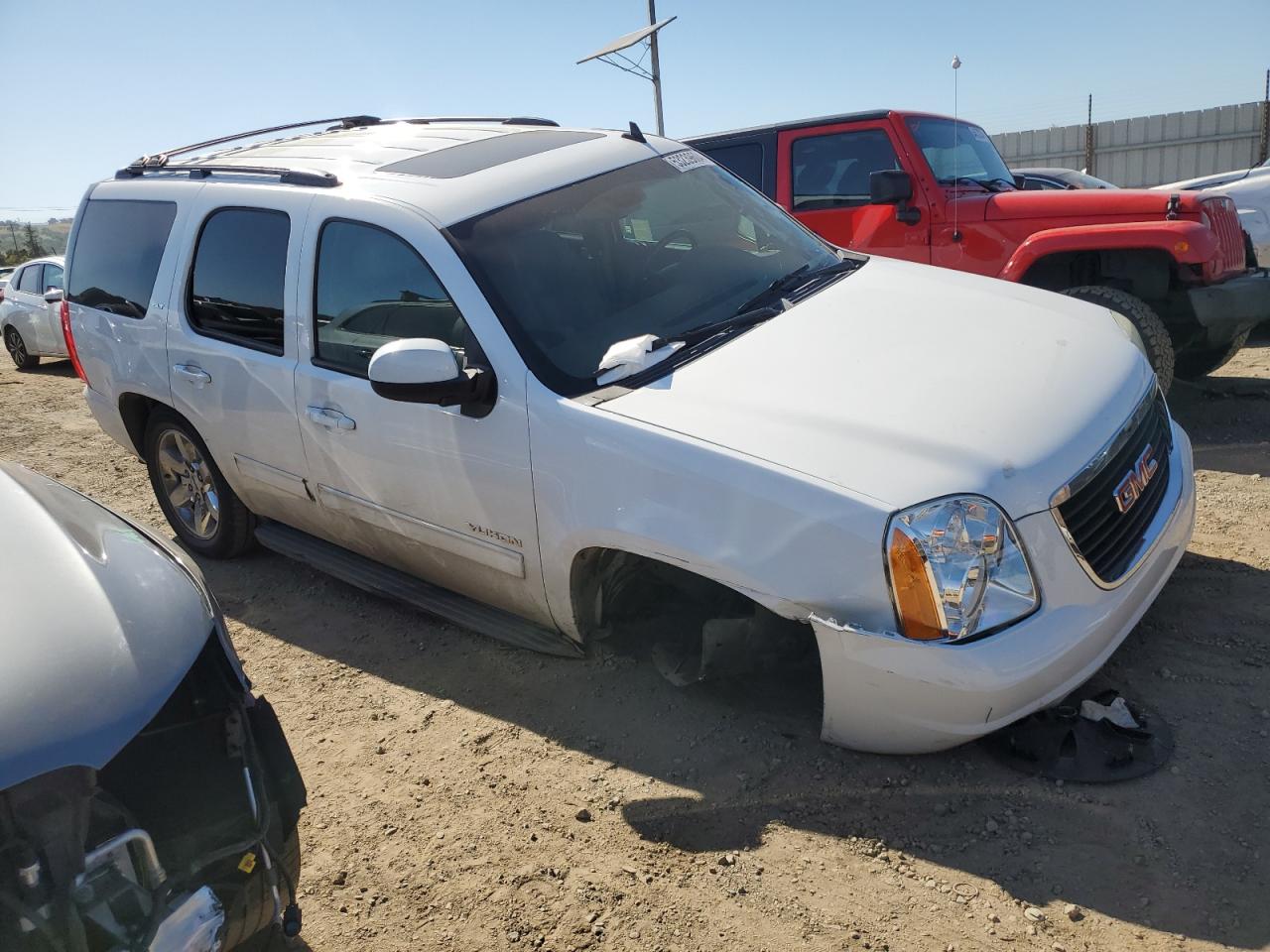 2012 Gmc Yukon Slt White vin: 1GKS1CE02CR254507