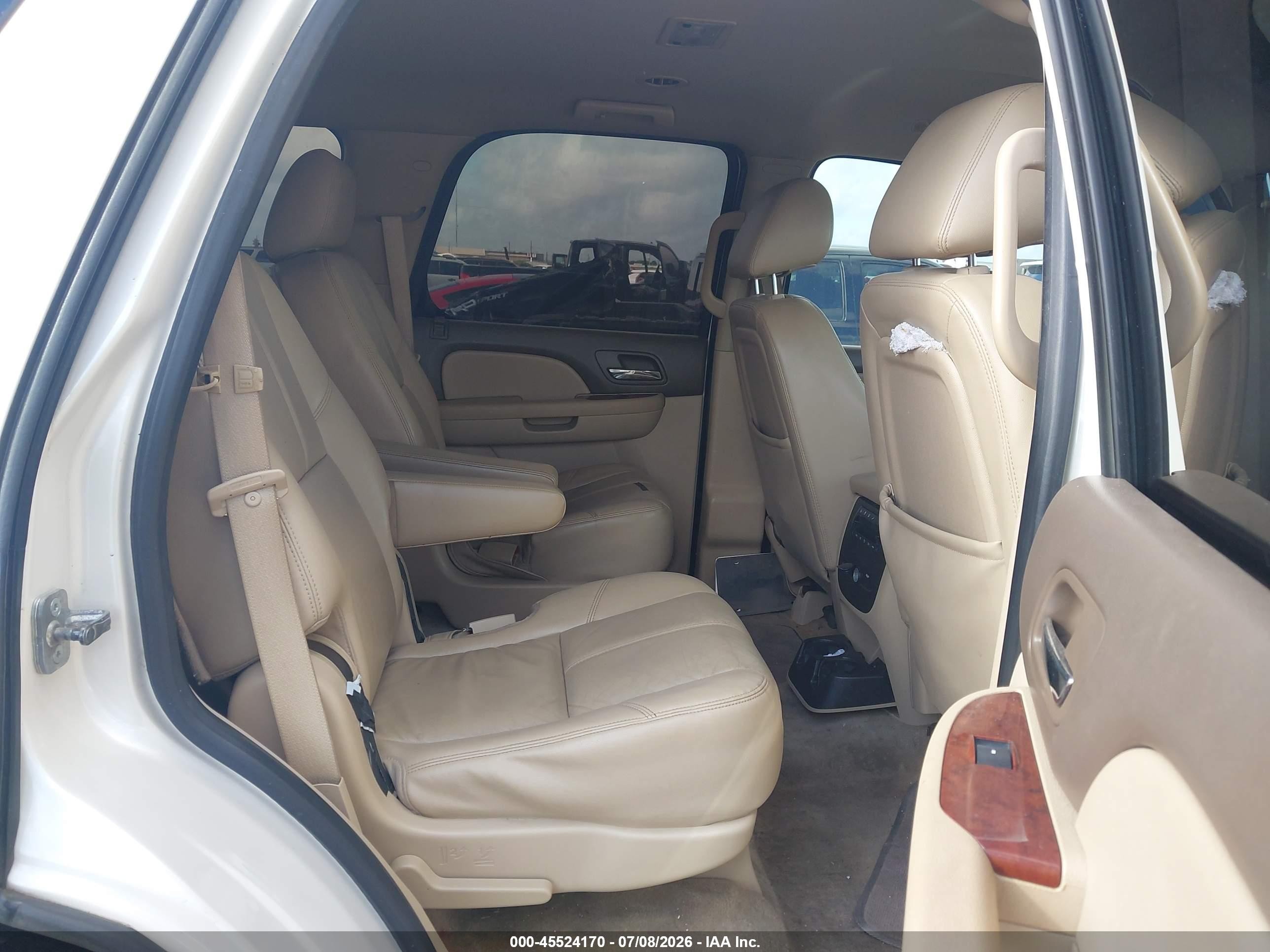 2013 Gmc Yukon Slt White vin: 1GKS1CE05DR200751