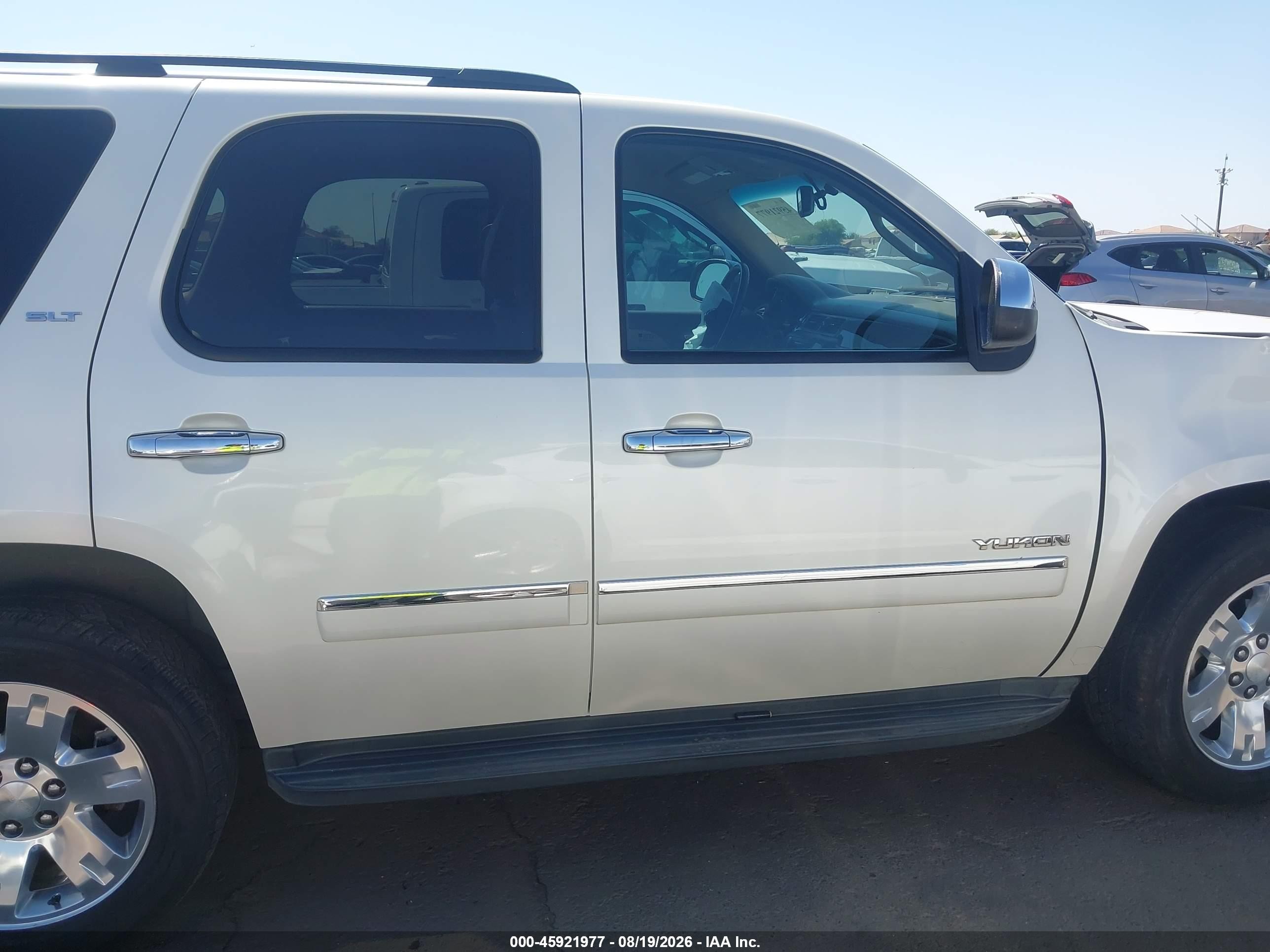 2011 Gmc Yukon Slt Beige vin: 1GKS1CE06BR202490