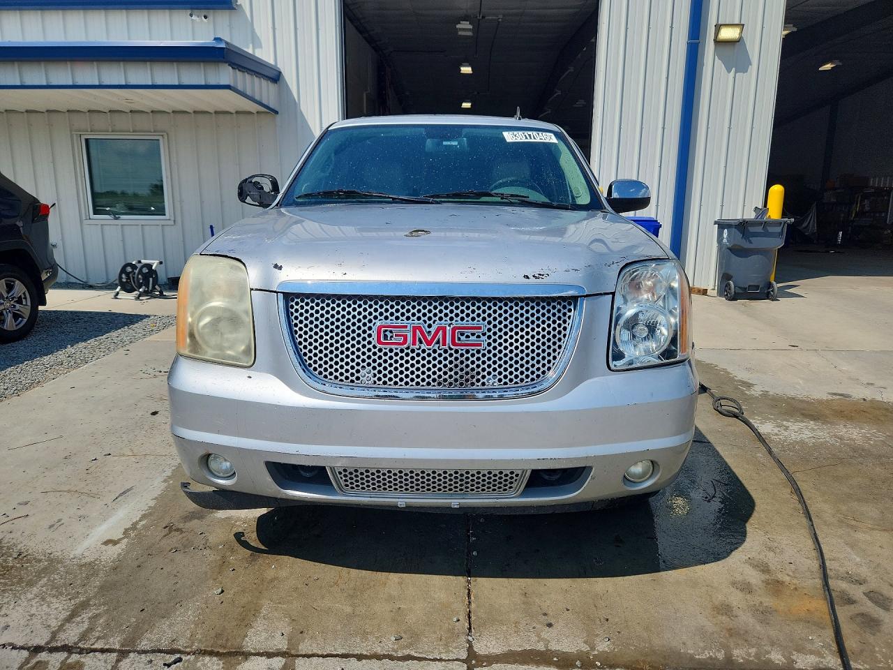 2014 Gmc Yukon Slt Silver vin: 1GKS1CE06ER247756