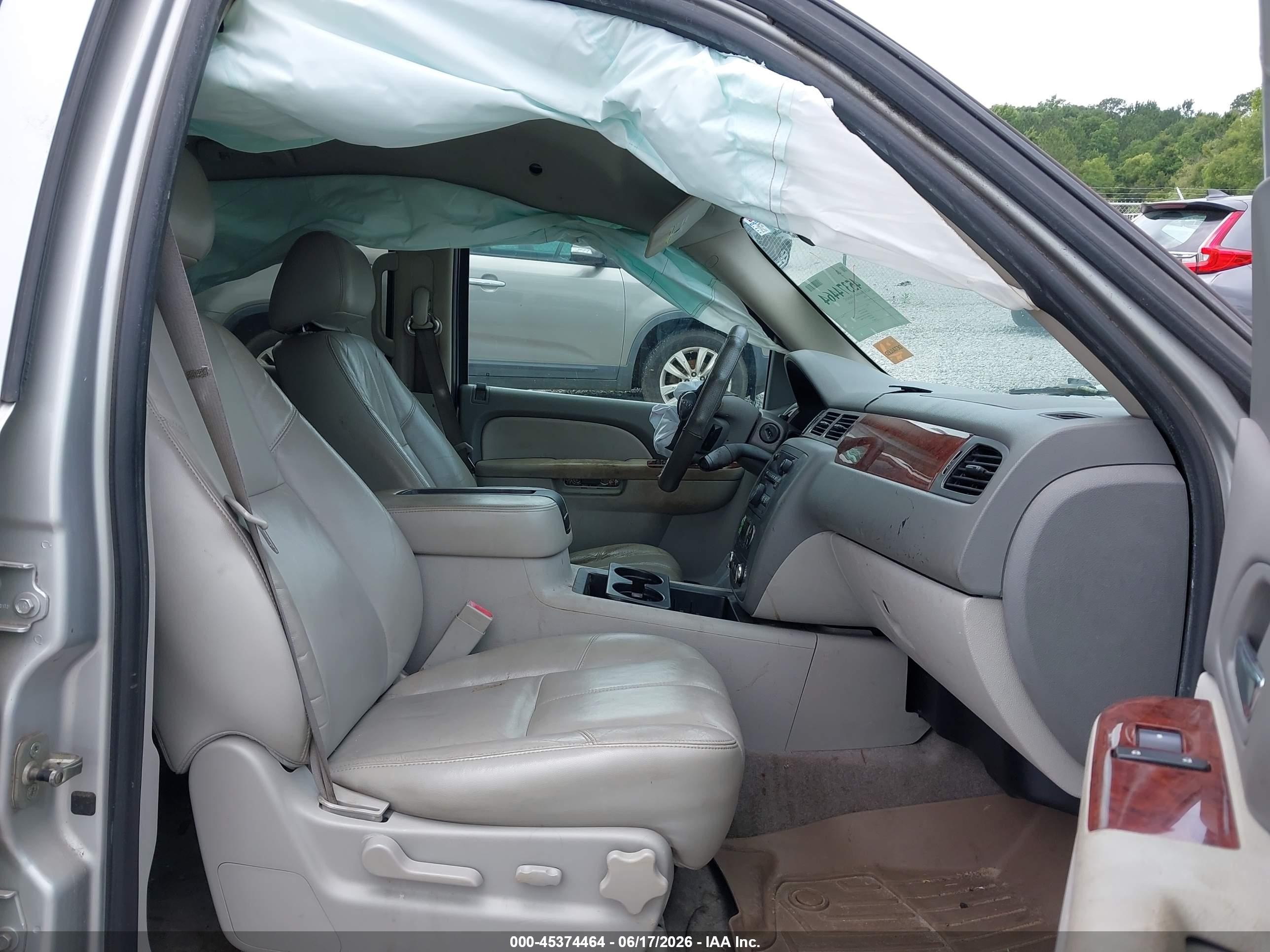2011 Gmc Yukon Slt Silver vin: 1GKS1CE07BR167779
