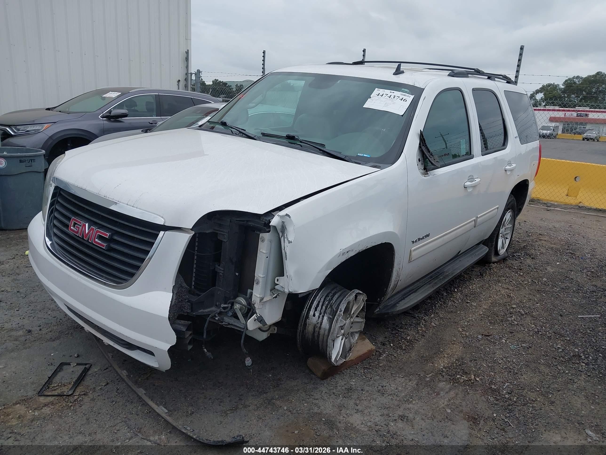 2014 Gmc Yukon Slt White vin: 1GKS1CE07ER123043