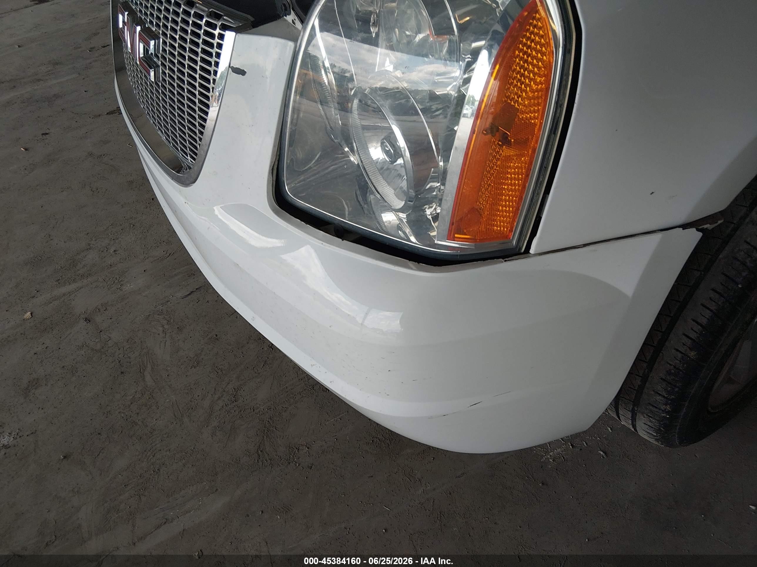 2014 Gmc Yukon Slt White vin: 1GKS1CE07ER153773