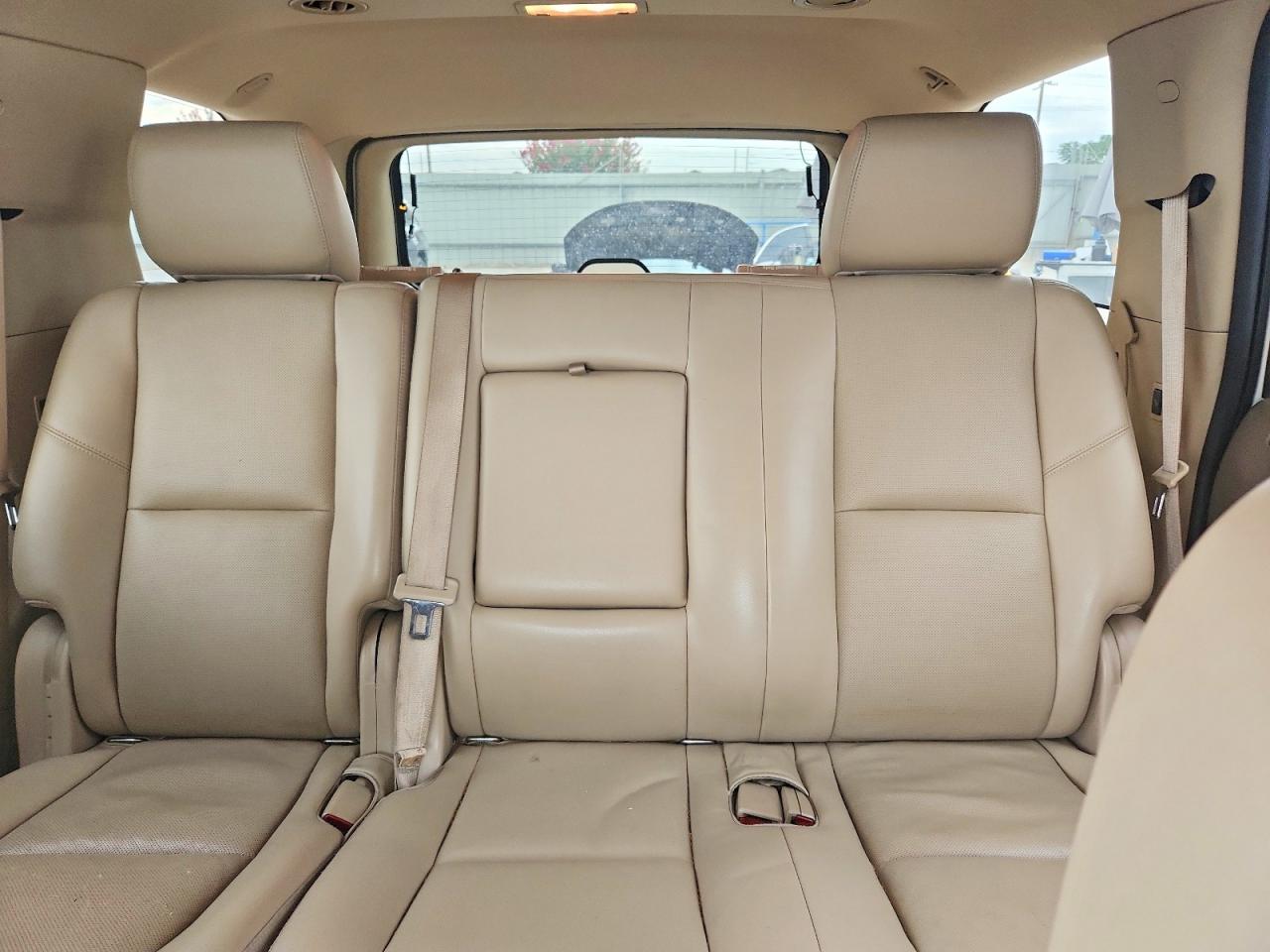 2013 Gmc Yukon Slt White vin: 1GKS1CE08DR324867