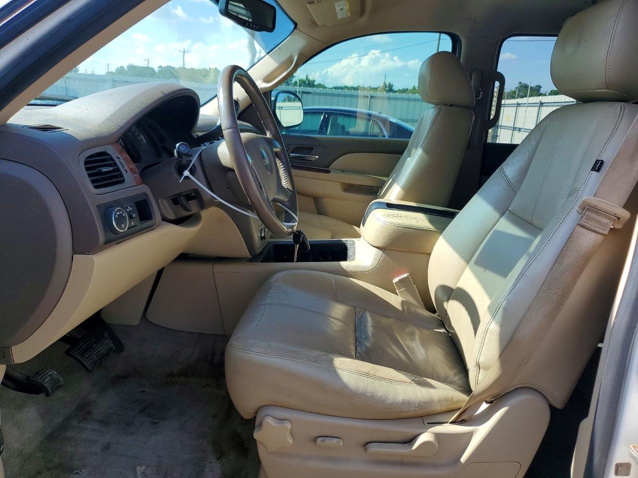 2013 Gmc Yukon Slt White vin: 1GKS1CE08DR361451