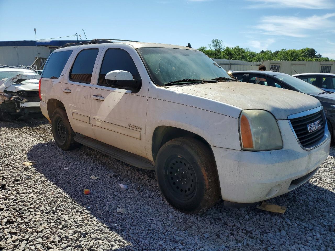 2013 Gmc Yukon Slt White vin: 1GKS1CE09DR134236