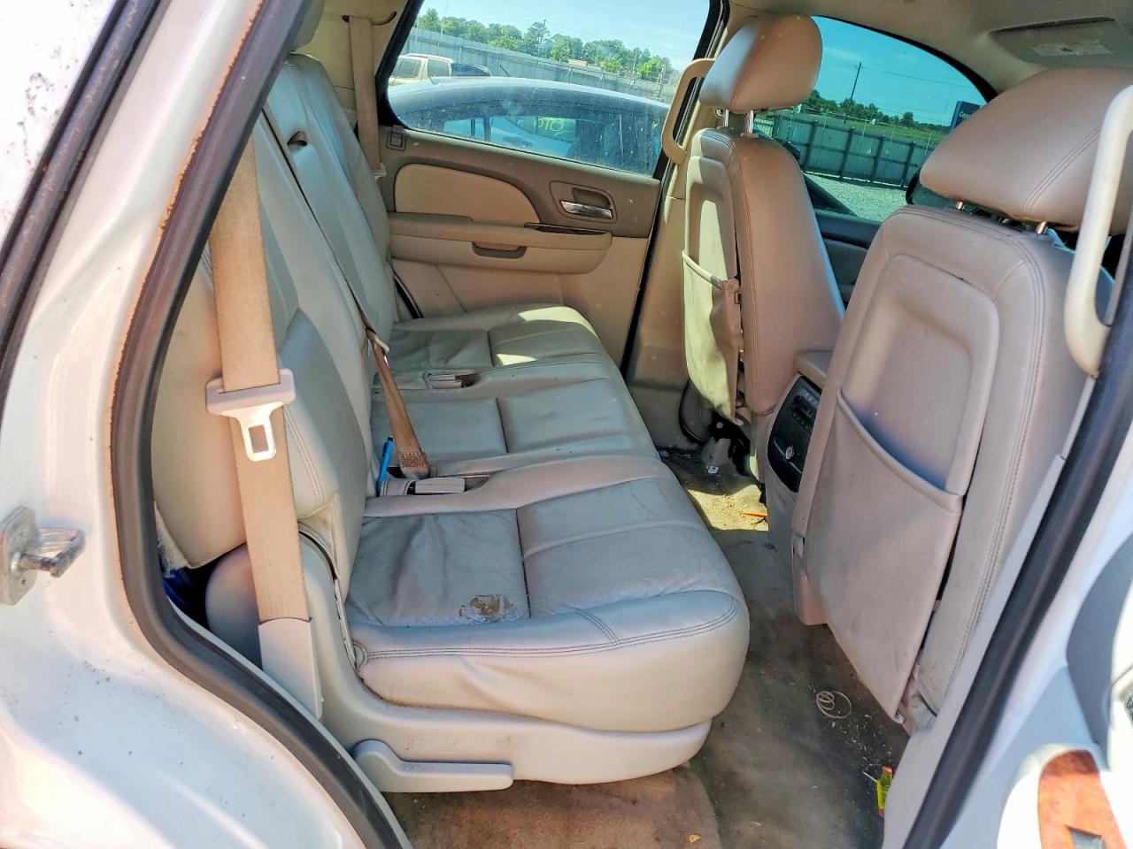 2013 Gmc Yukon Slt White vin: 1GKS1CE09DR134236
