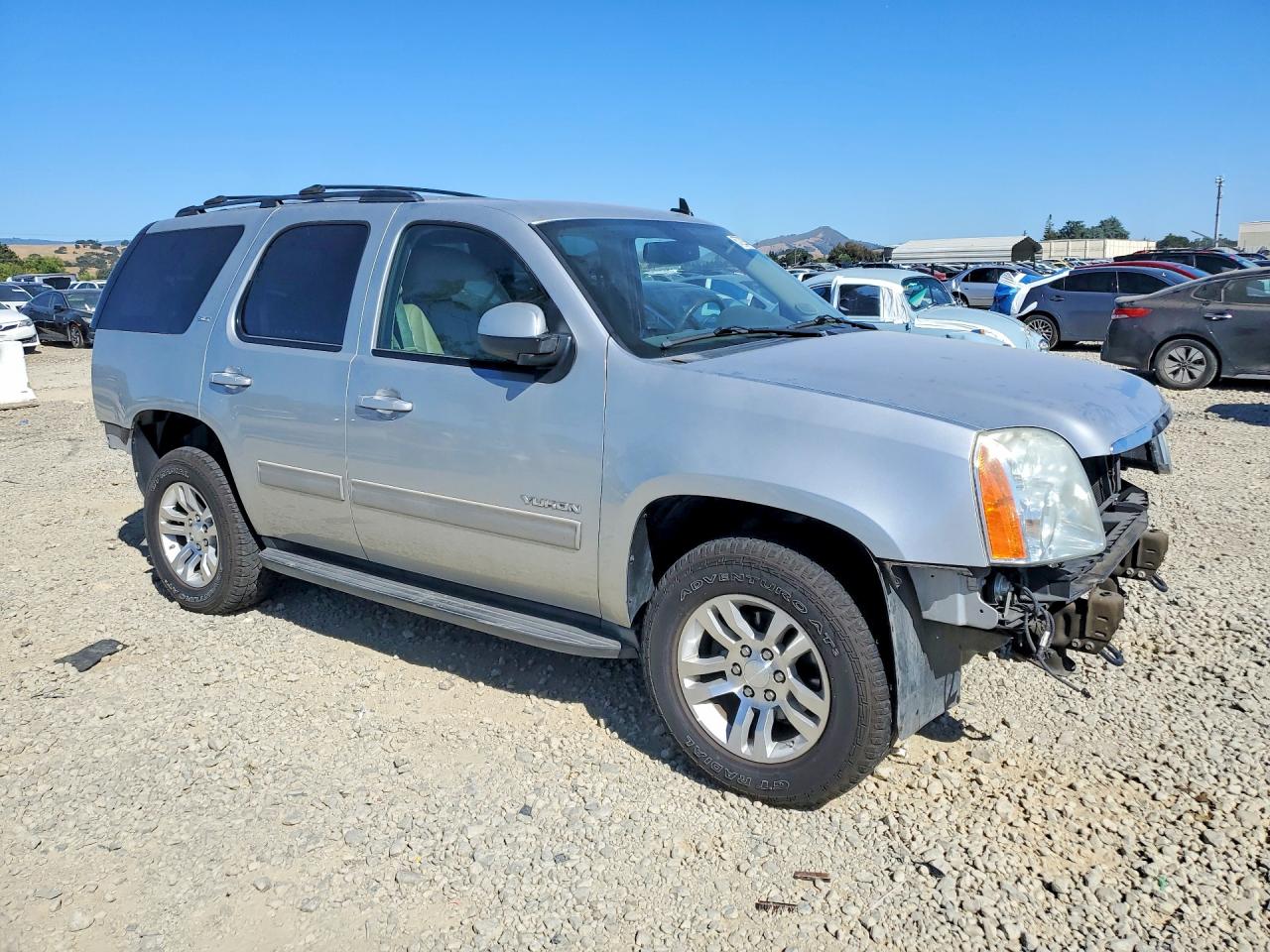 2013 Gmc Yukon Slt Silver vin: 1GKS1CE0XDR153863