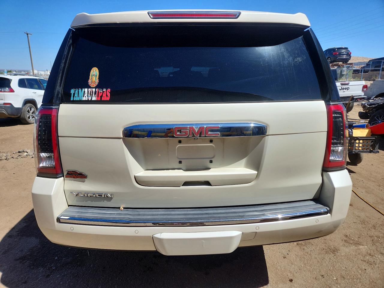 2015 Gmc Yukon Denali Белый vin: 1GKS1CKJ0FR510905