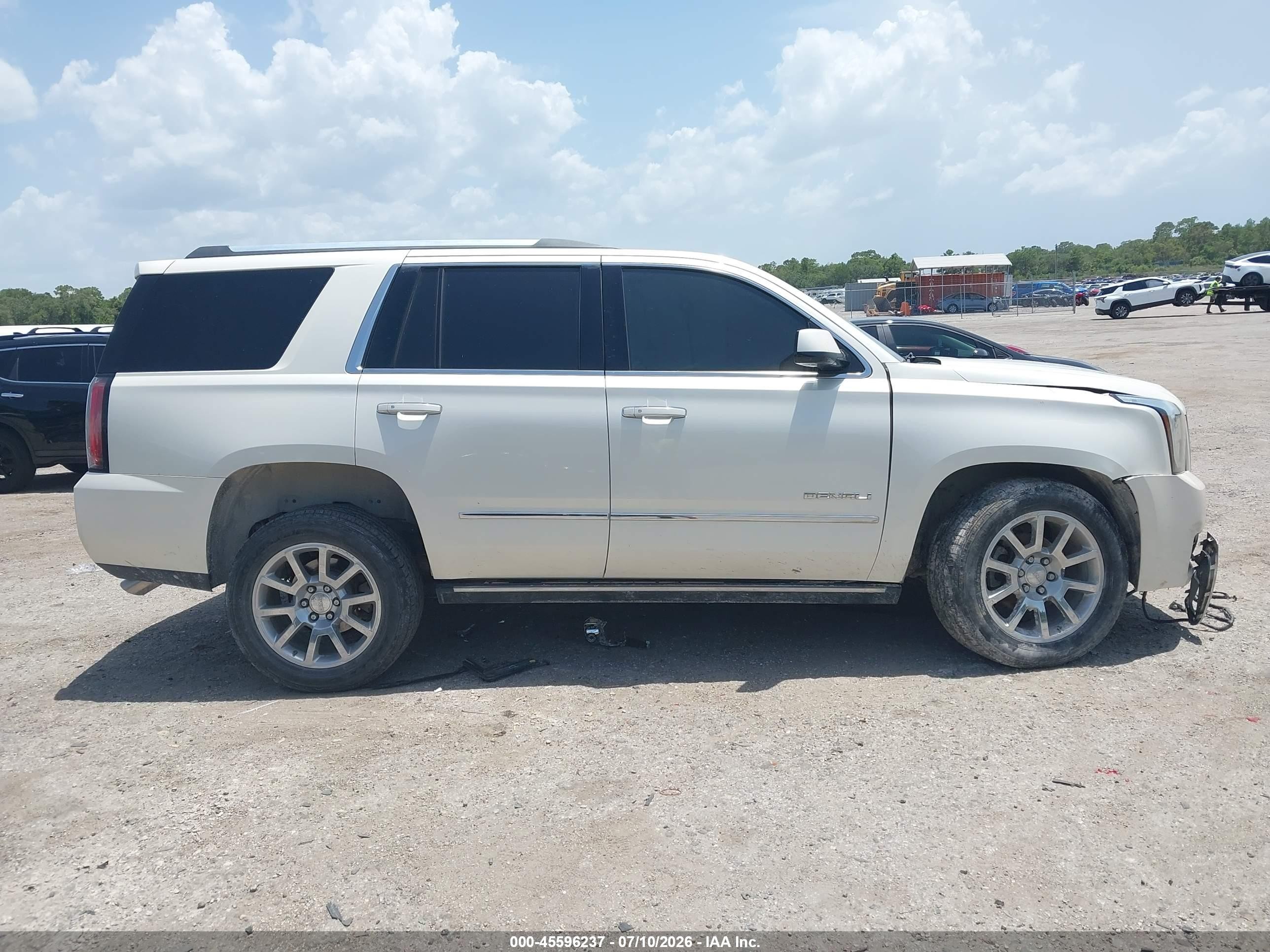 2015 Gmc Yukon Denali White vin: 1GKS1CKJ0FR599018