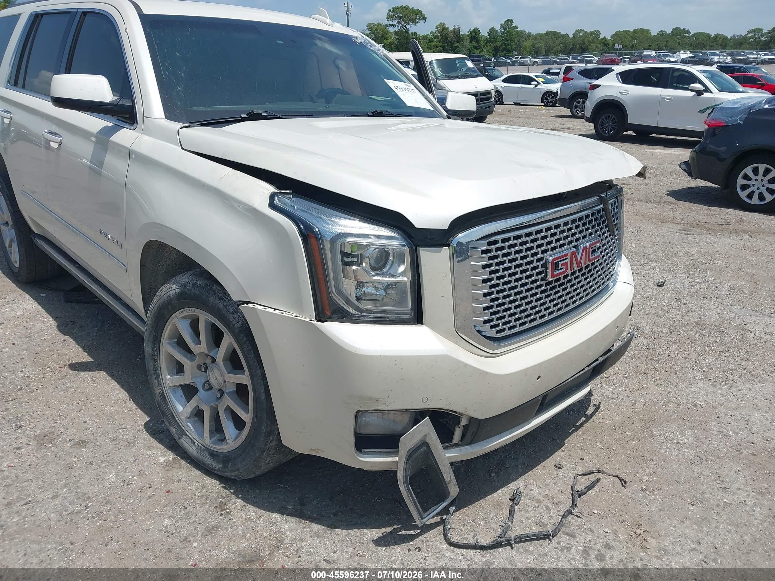 2015 Gmc Yukon Denali White vin: 1GKS1CKJ0FR599018