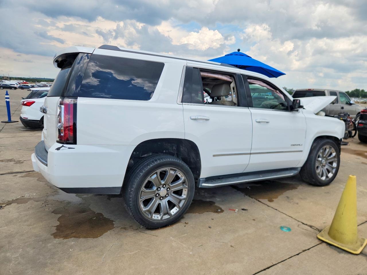 2015 Gmc Yukon Denali Белый vin: 1GKS1CKJ0FR625911
