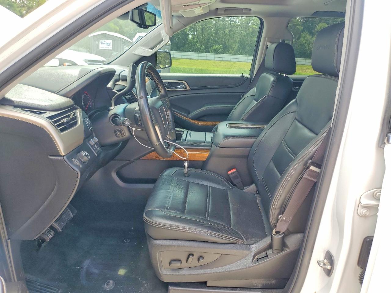2015 Gmc Yukon Denali White vin: 1GKS1CKJ1FR528619