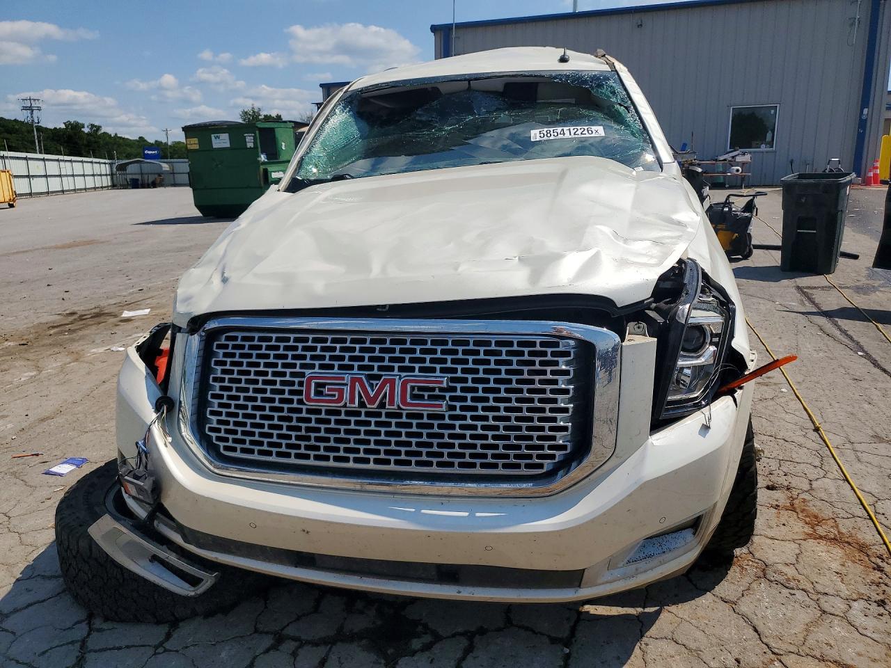 2015 Gmc Yukon Denali White vin: 1GKS1CKJ2FR274287