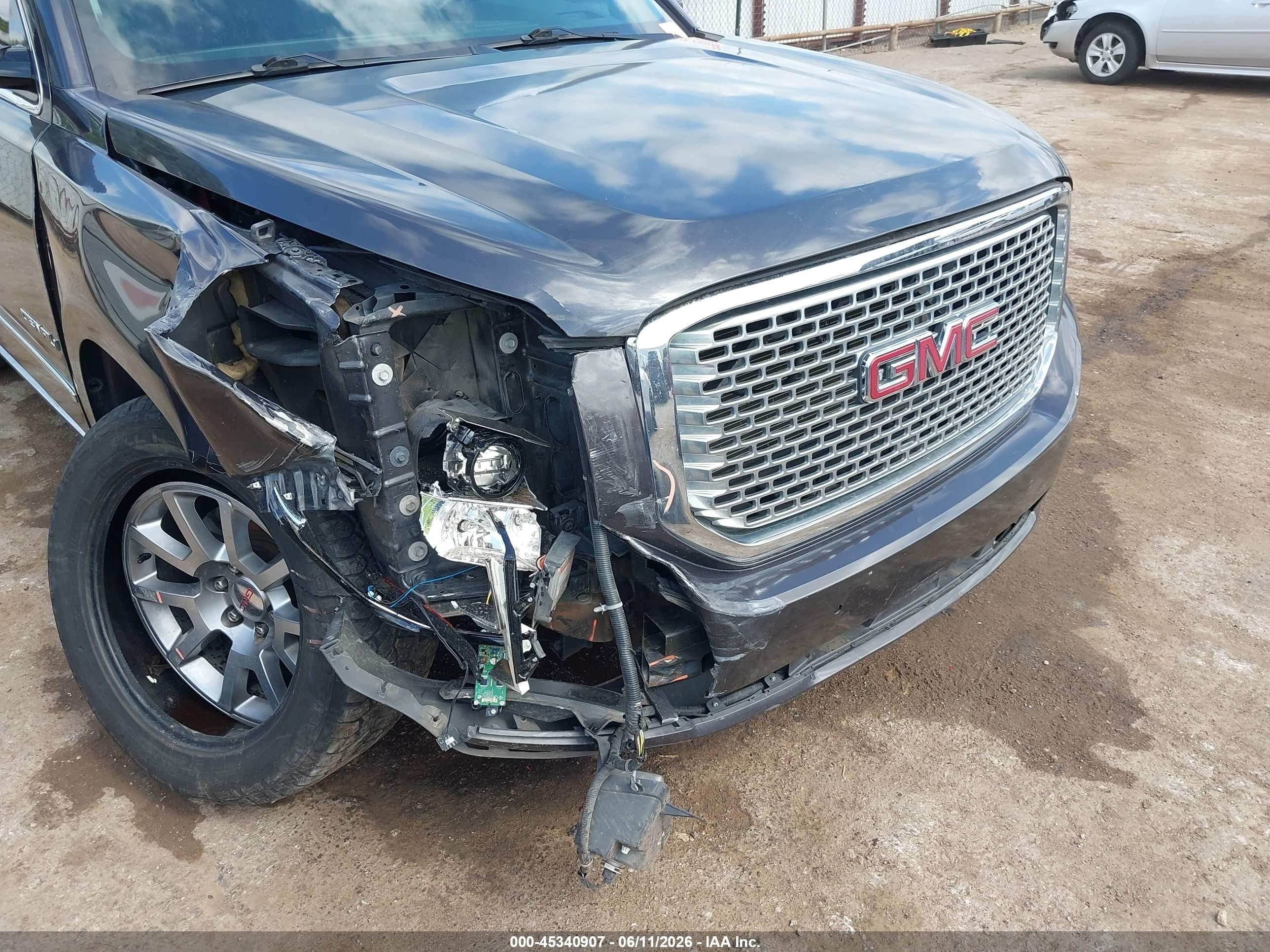 2015 Gmc Yukon Denali Black vin: 1GKS1CKJ2FR711124