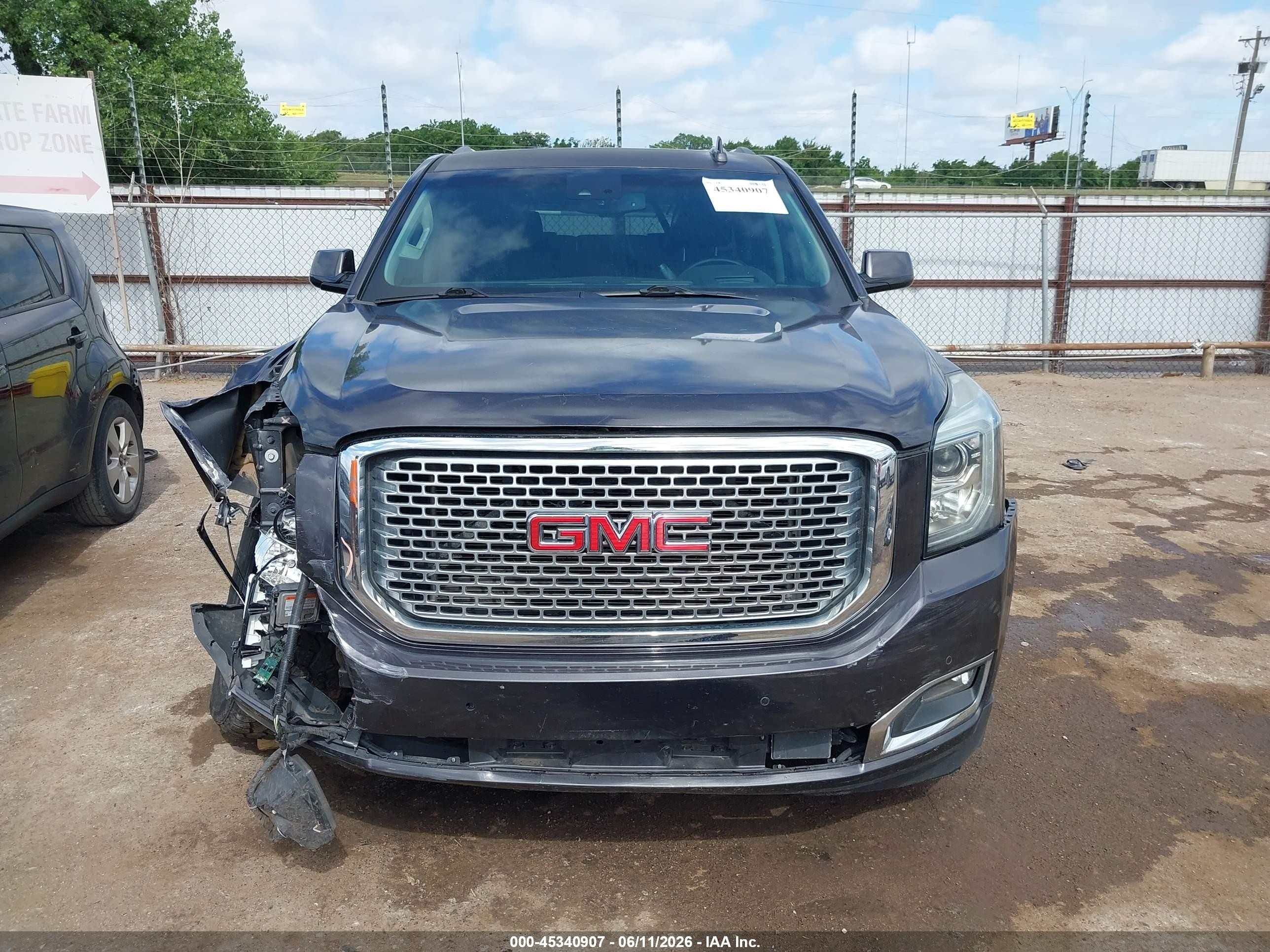 2015 Gmc Yukon Denali Black vin: 1GKS1CKJ2FR711124