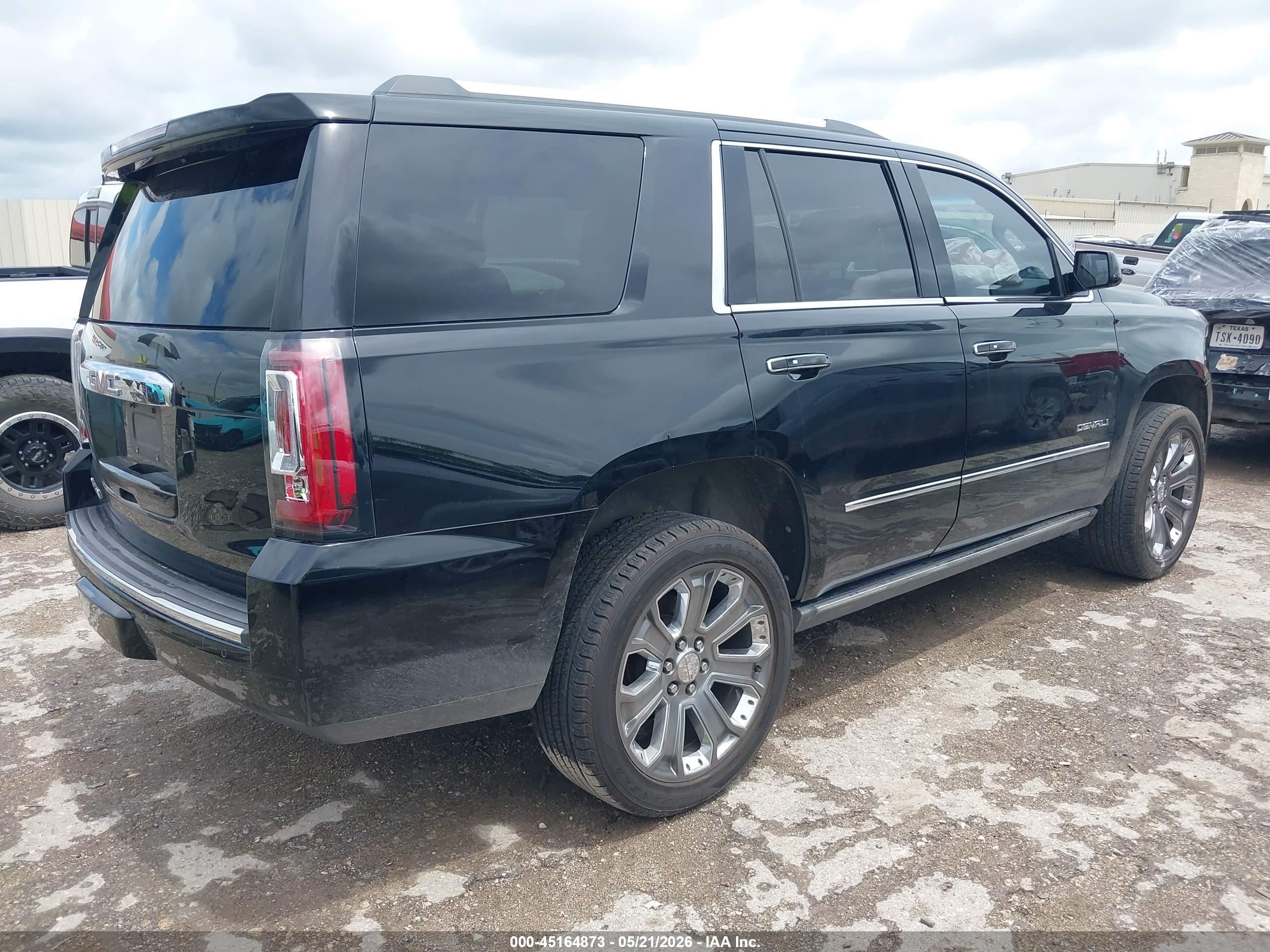 2015 Gmc Yukon Denali Черный vin: 1GKS1CKJ2FR734841