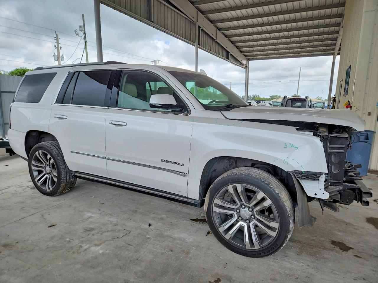 2020 Gmc Yukon Denali White vin: 1GKS1CKJ2LR155411