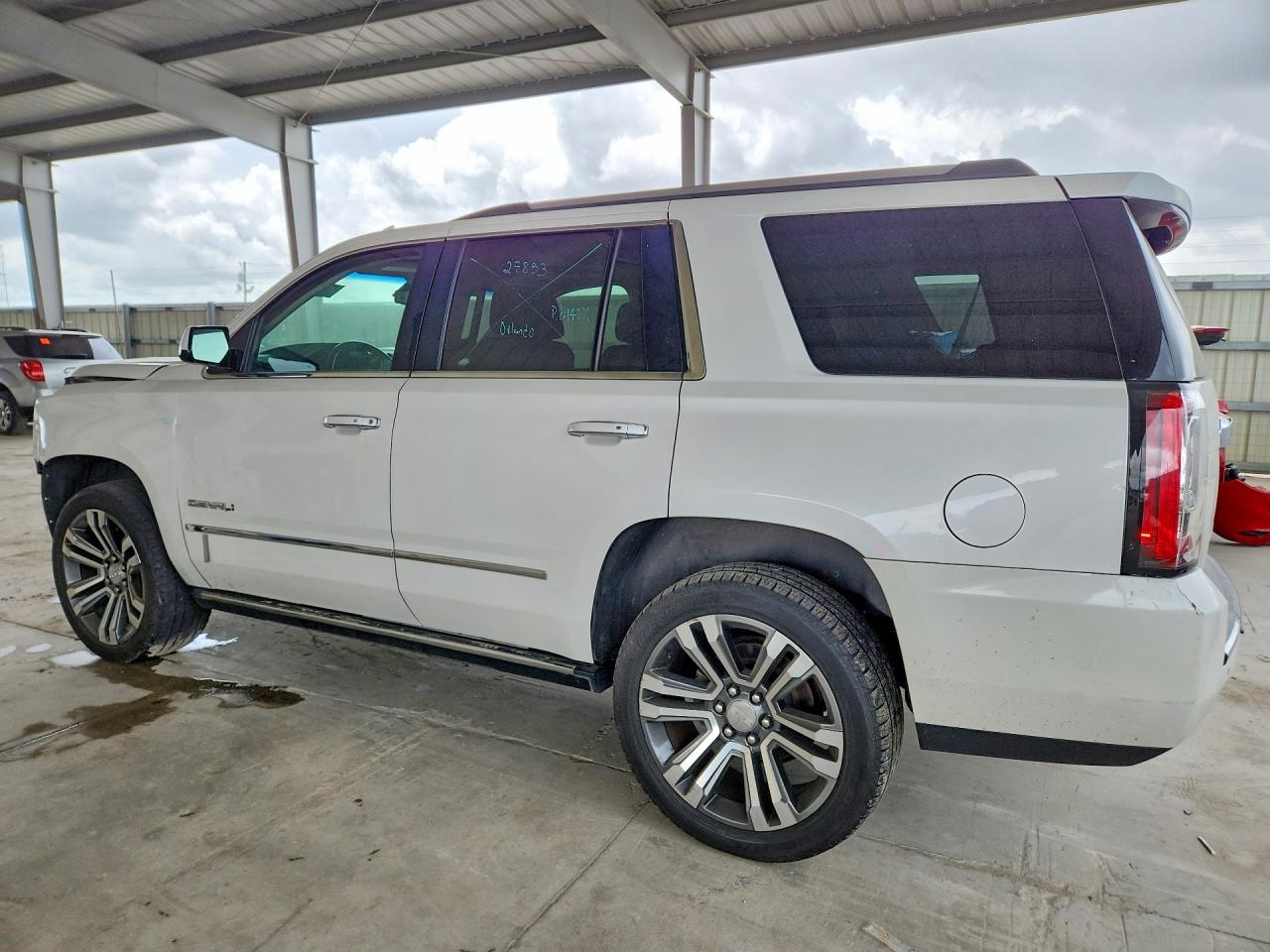2020 Gmc Yukon Denali White vin: 1GKS1CKJ2LR155411