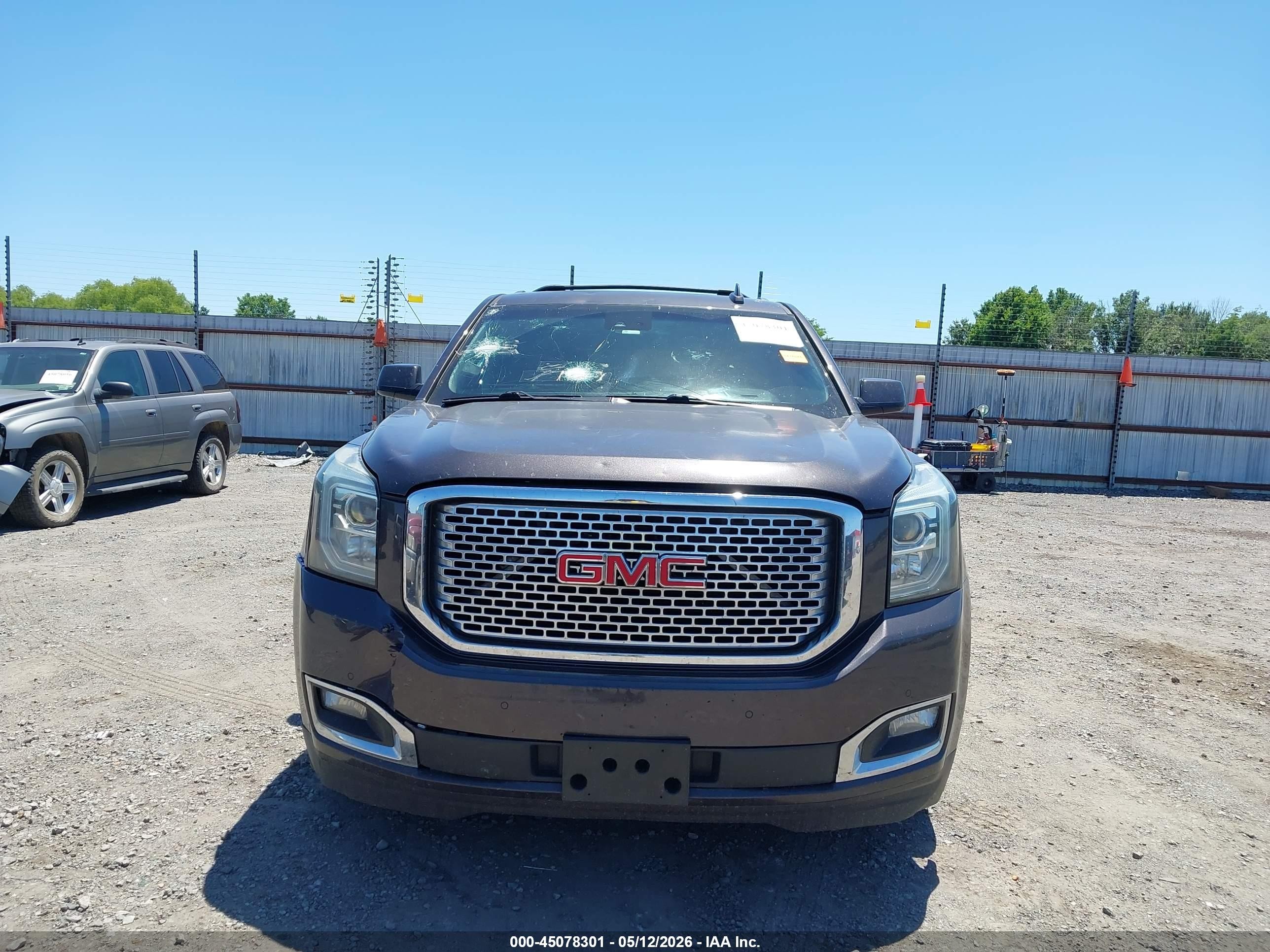 2015 Gmc Yukon Denali Gray vin: 1GKS1CKJ4FR673301