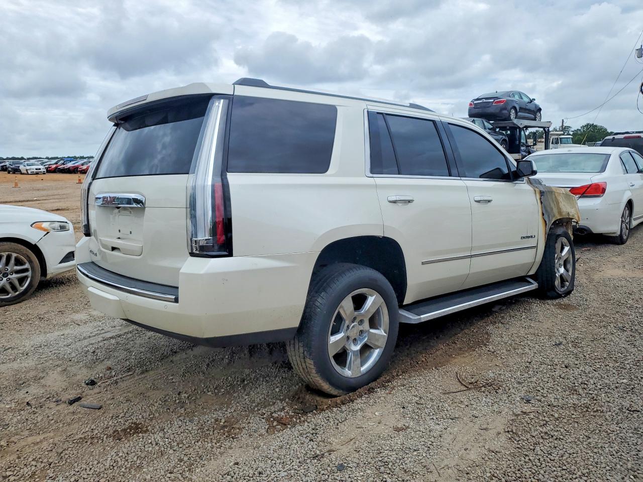 2015 Gmc Yukon Denali Cream vin: 1GKS1CKJ6FR303953