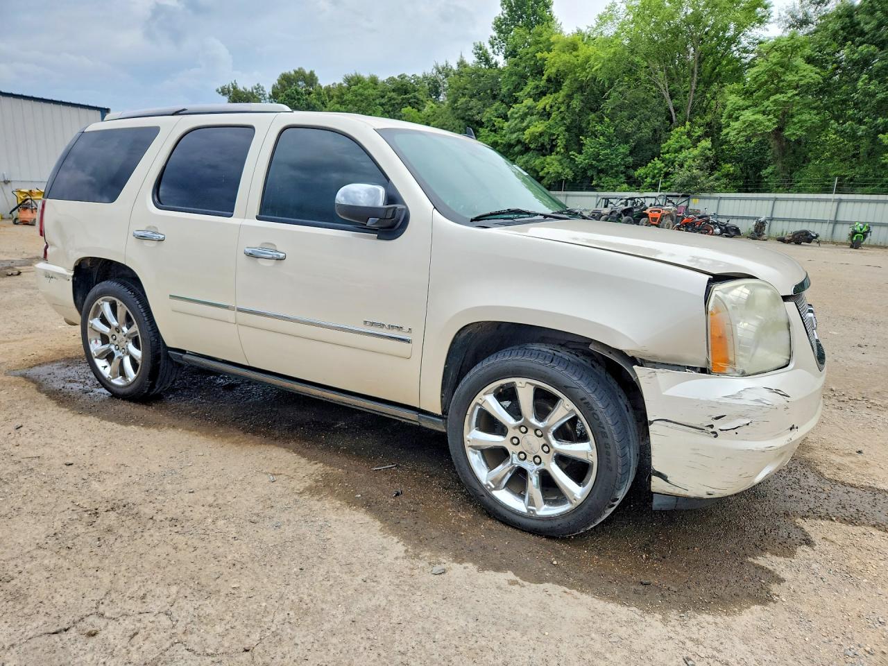 2013 Gmc Yukon Denali Кремовый vin: 1GKS1EEF1DR118774
