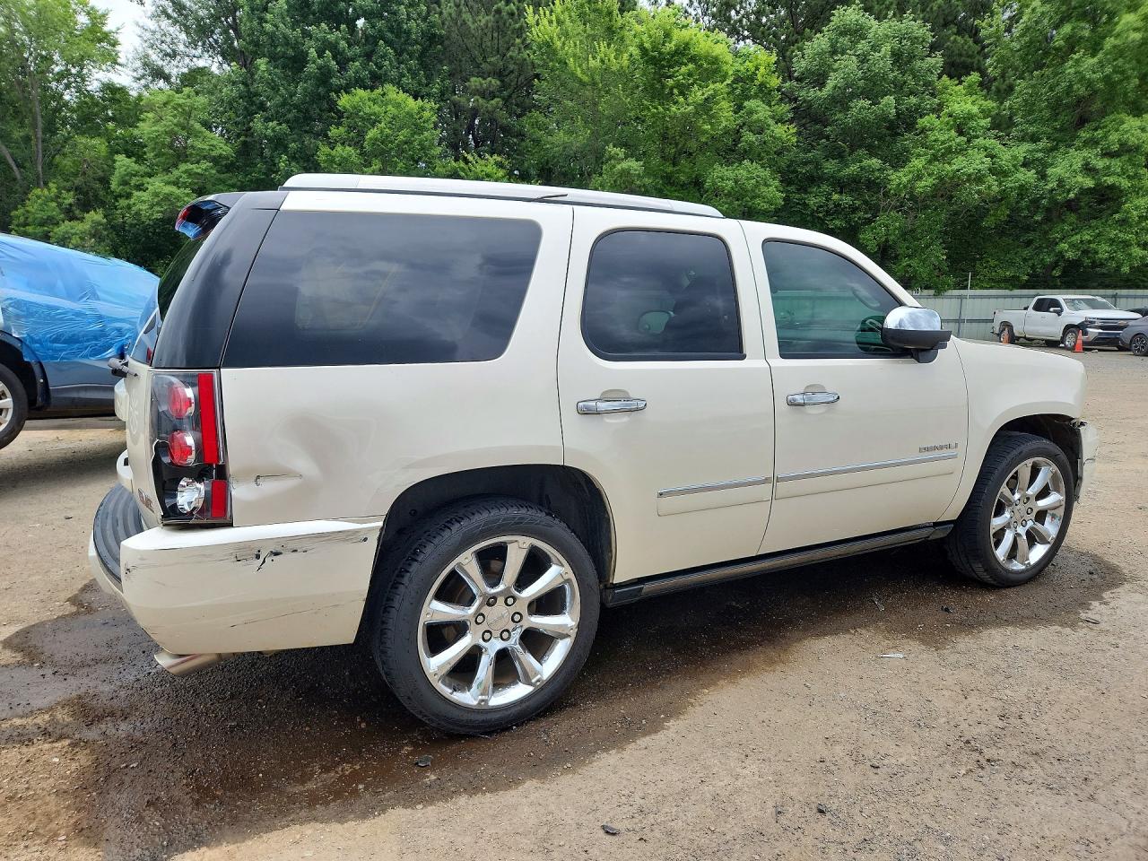 2013 Gmc Yukon Denali Кремовый vin: 1GKS1EEF1DR118774