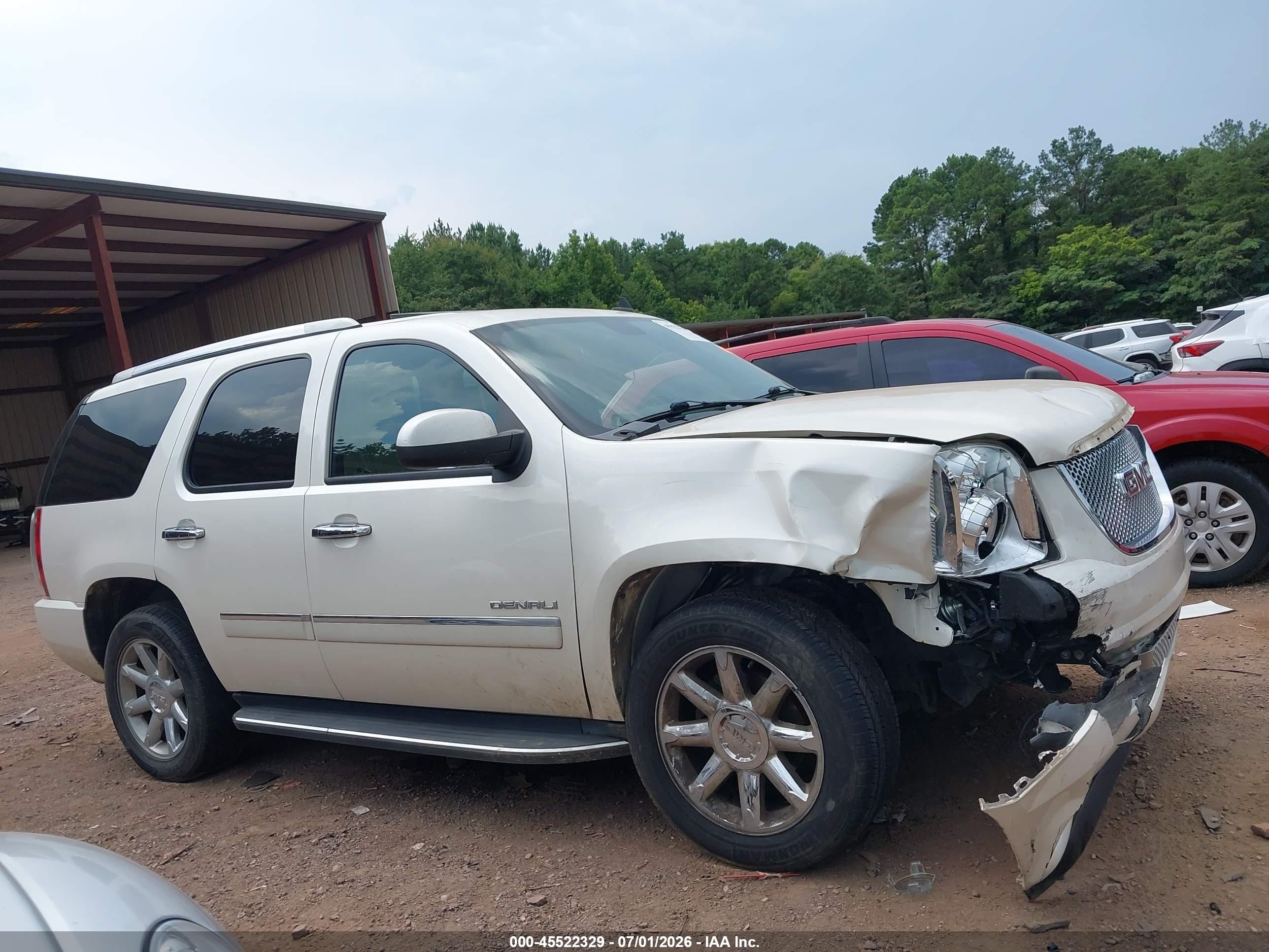2013 Gmc Yukon Denali Cream vin: 1GKS1EEF1DR326847