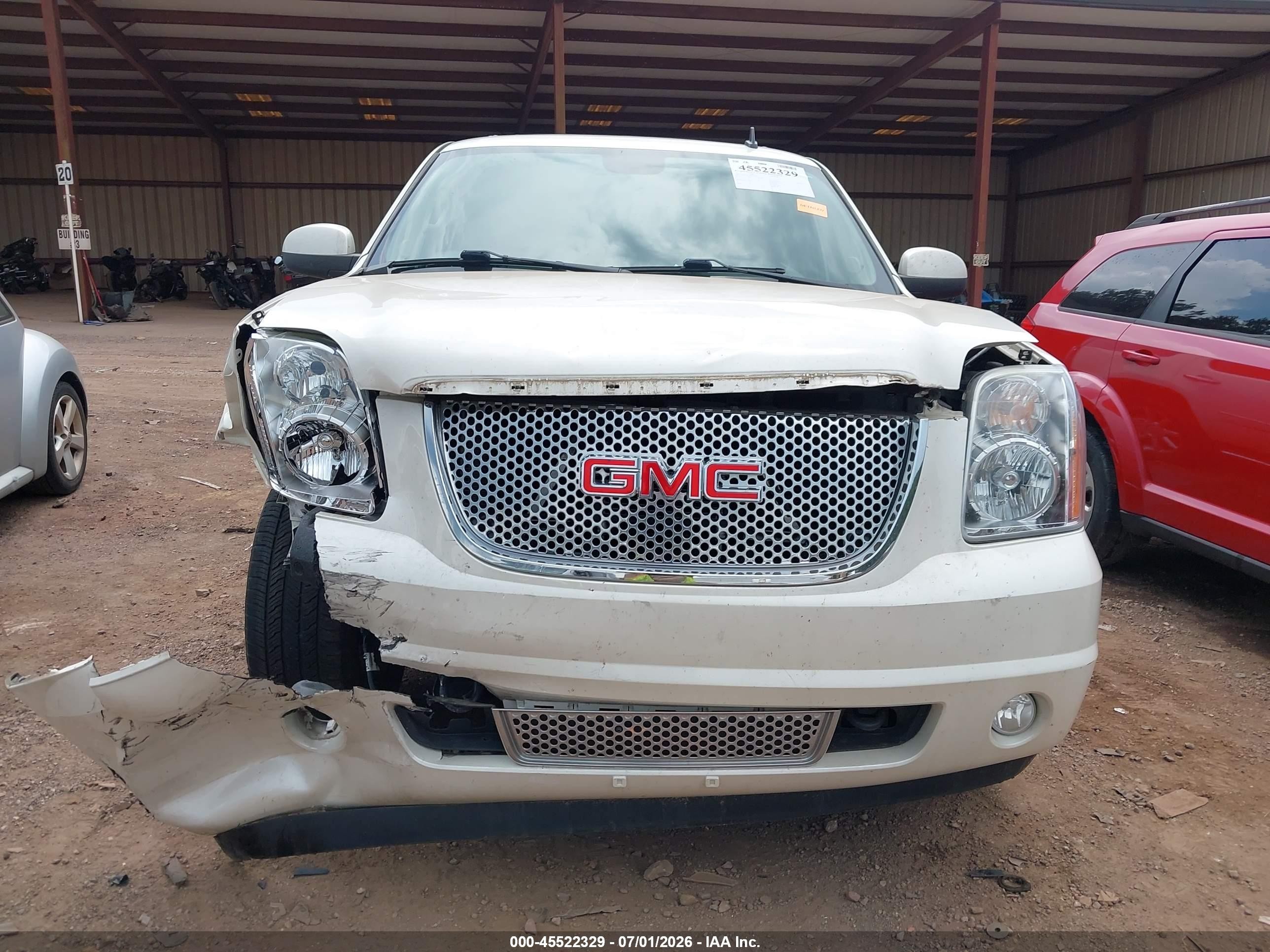 2013 Gmc Yukon Denali Cream vin: 1GKS1EEF1DR326847