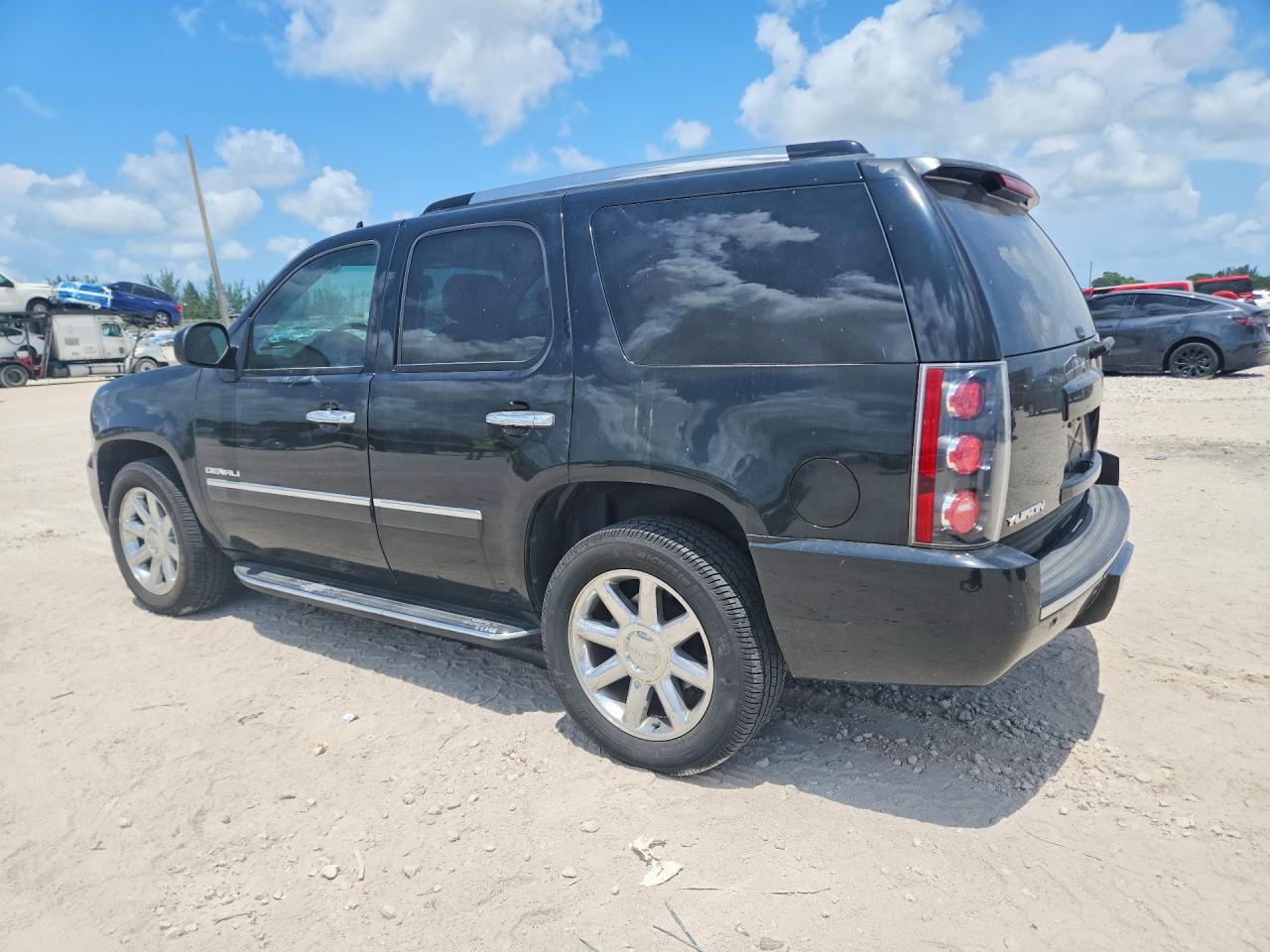 2011 Gmc Yukon Denali Black vin: 1GKS1EEF2BR255736