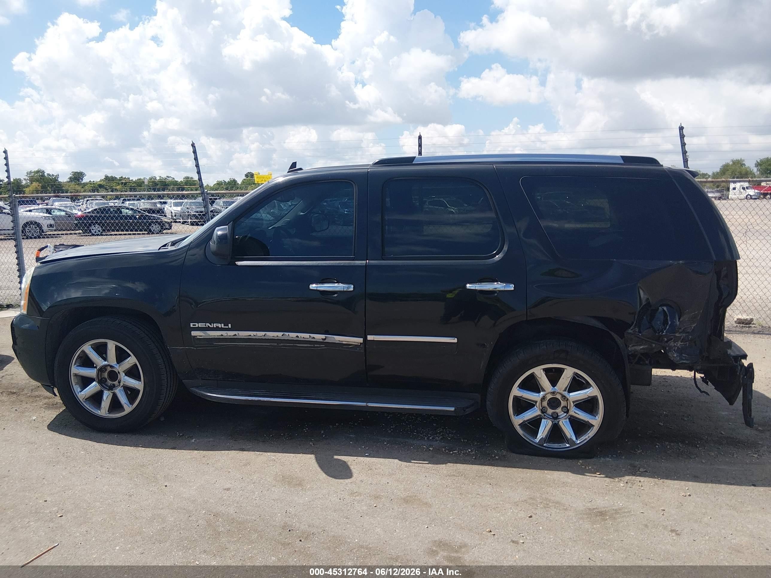 2013 Gmc Yukon Denali Black vin: 1GKS1EEF2DR152173