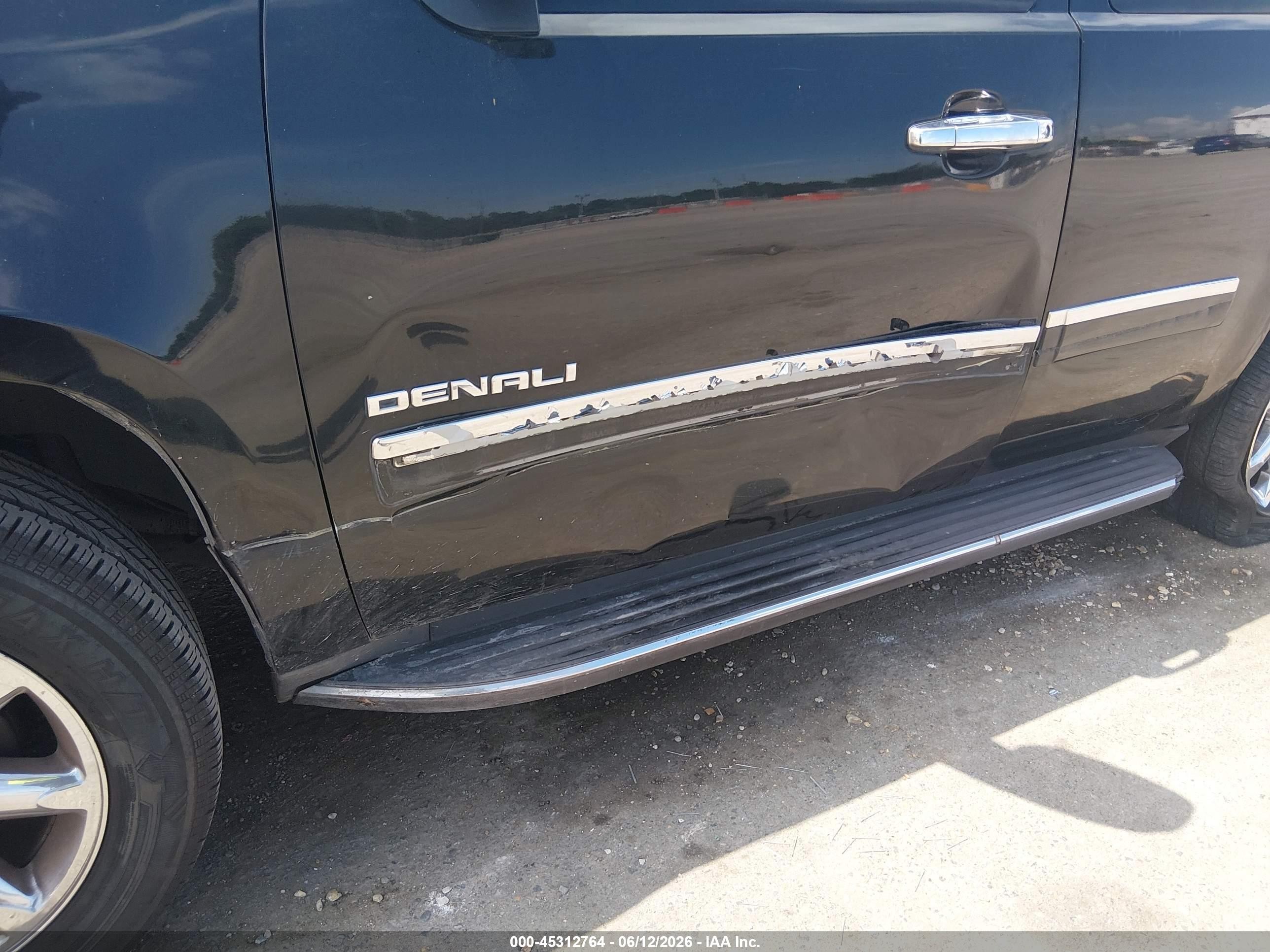 2013 Gmc Yukon Denali Black vin: 1GKS1EEF2DR152173